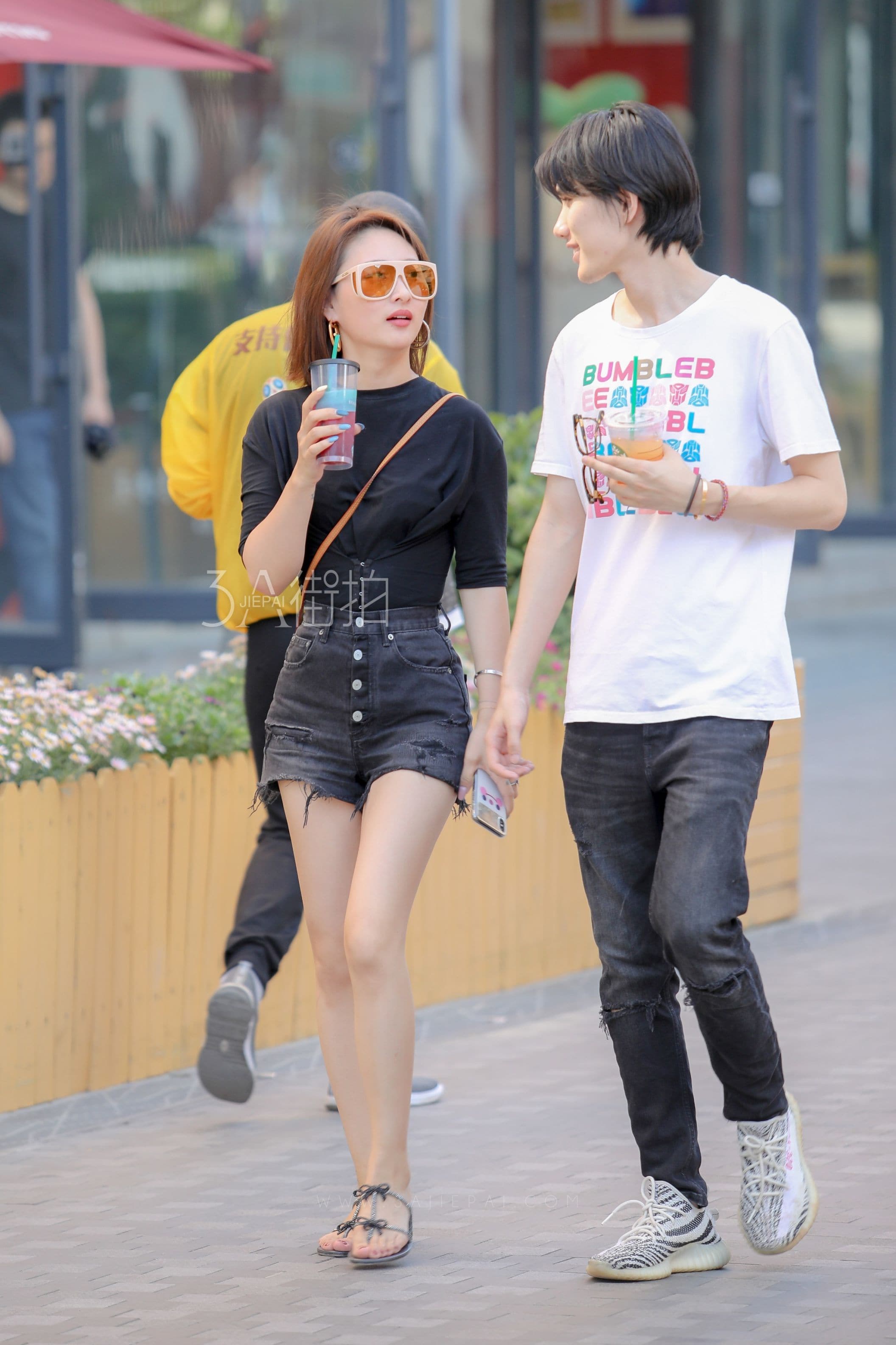 217353-axgrenlnla5.jpg