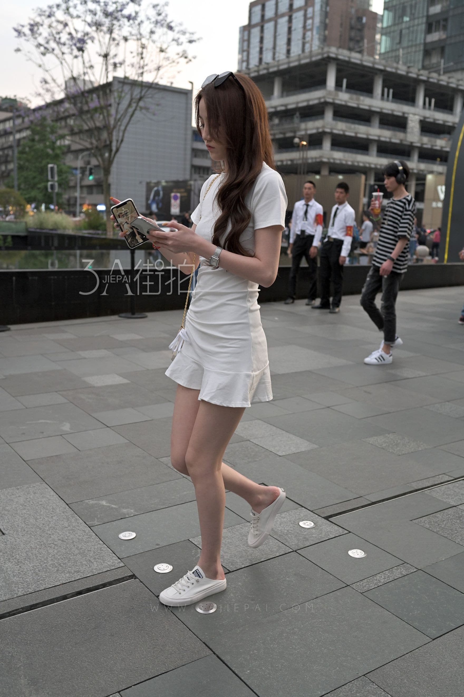 213994-z1fpr4ayytm.jpg