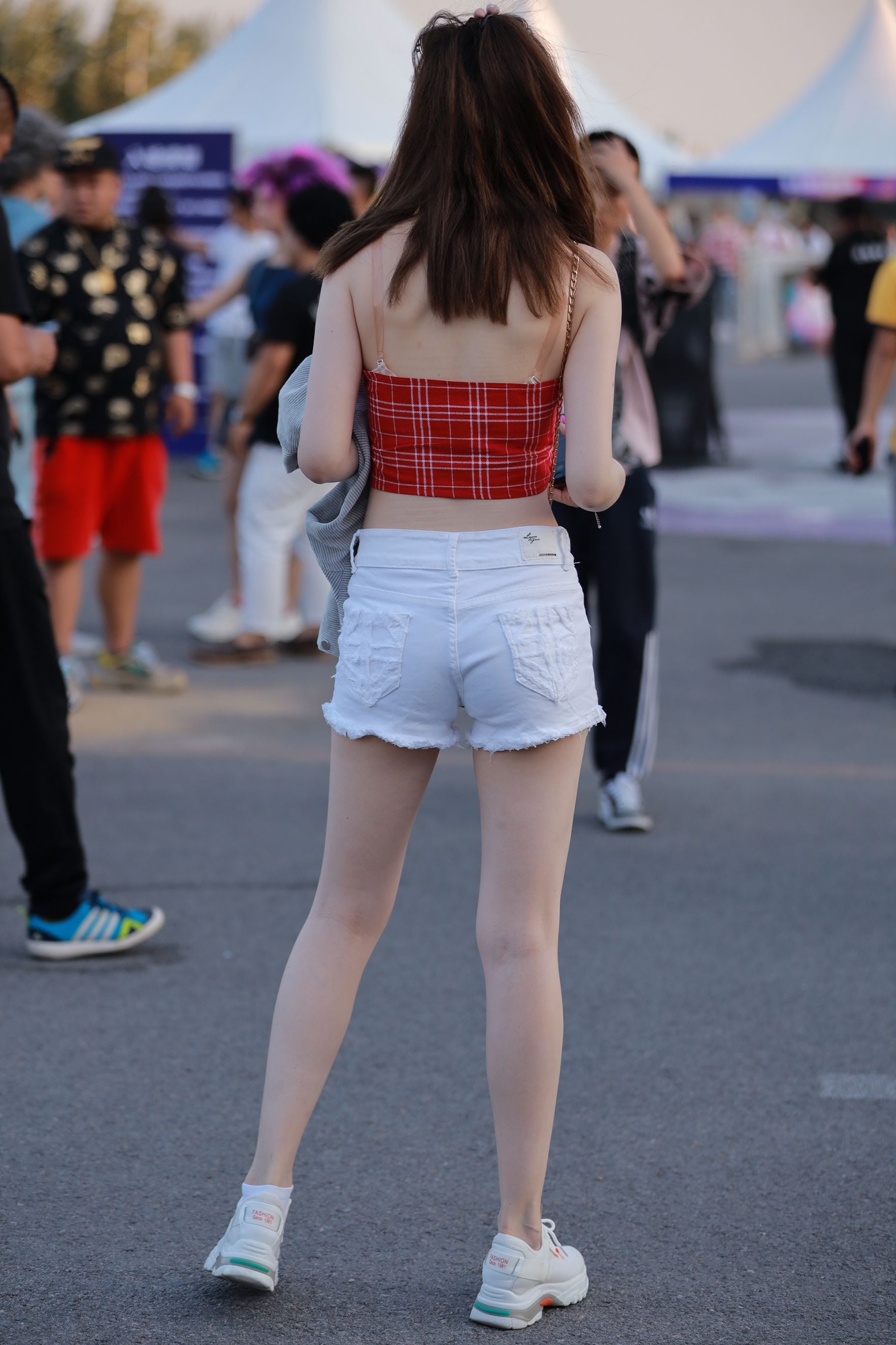 215491-ijnm5ap0ygp.jpg