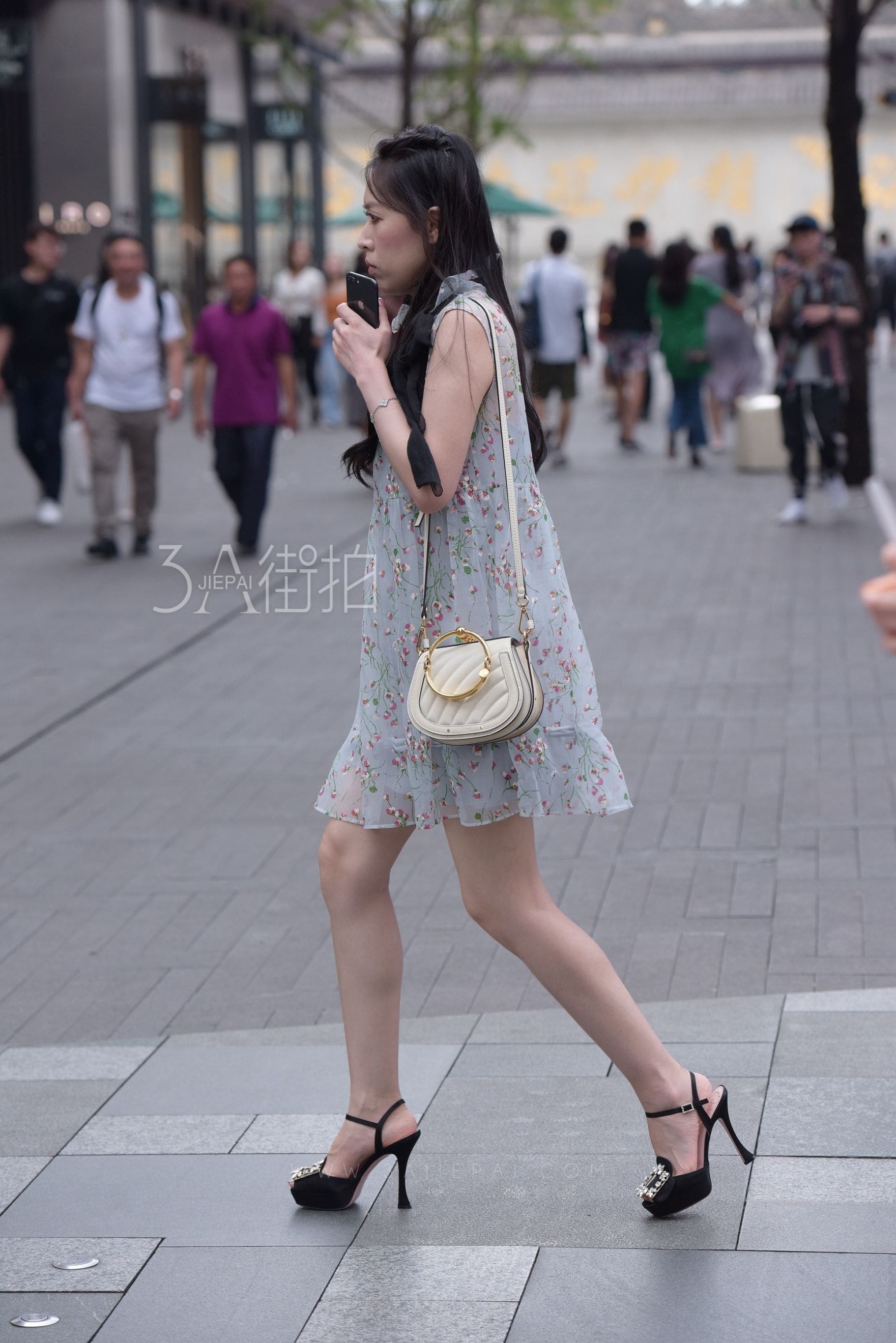 215875-mdugu2uqp3a.jpg