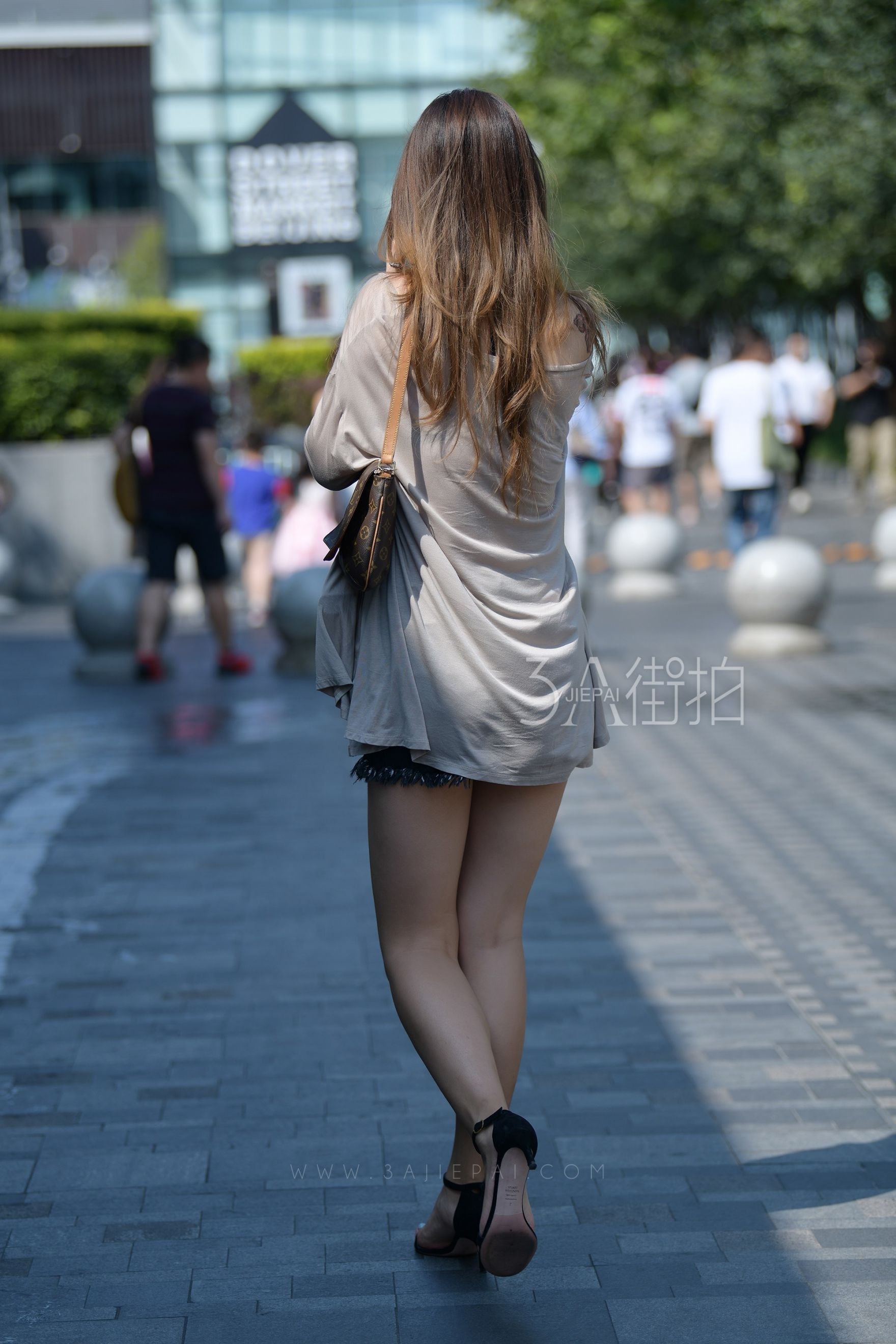 216599-jxnzgck2isv.jpg