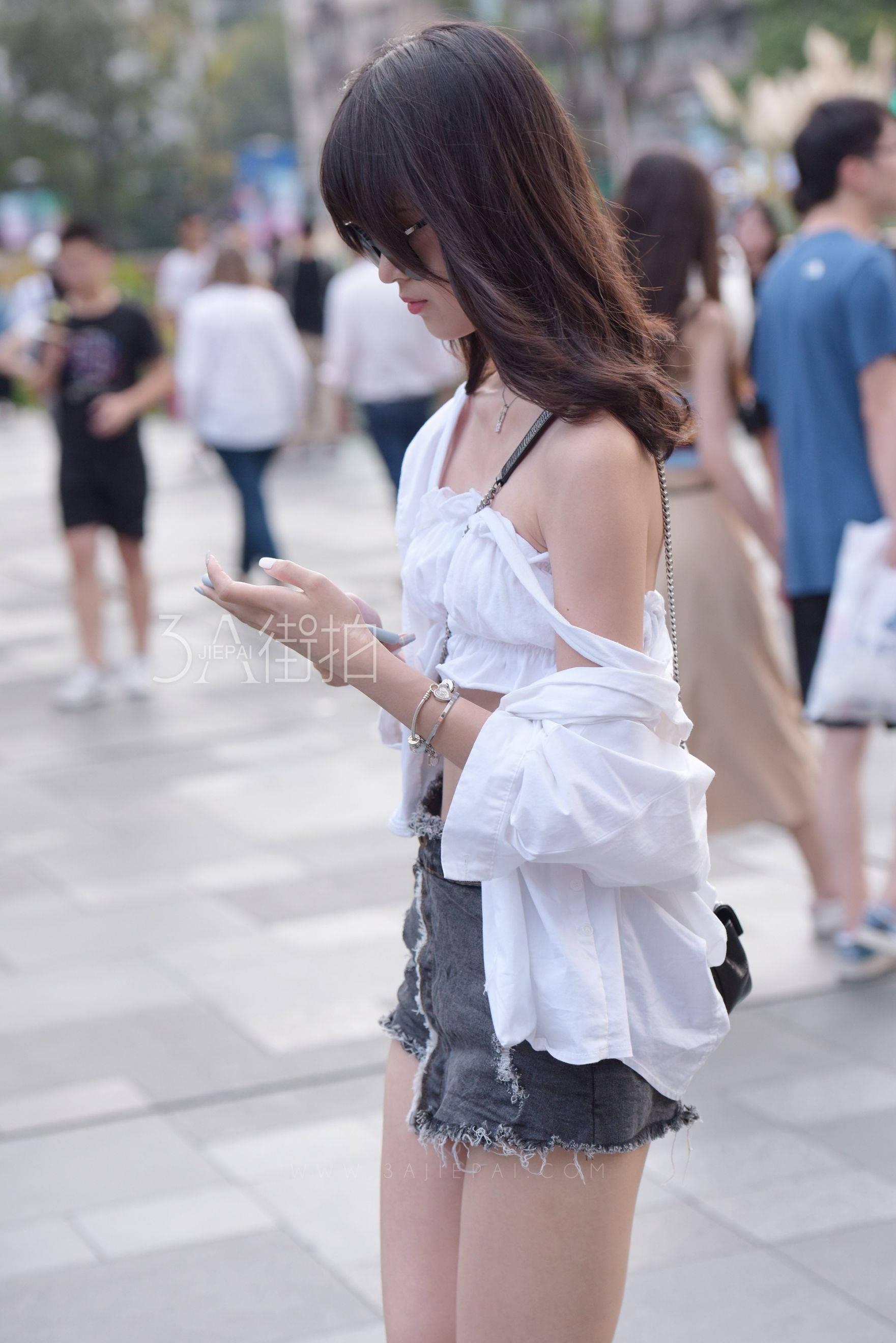 217231-mnifrgwcgof.jpg