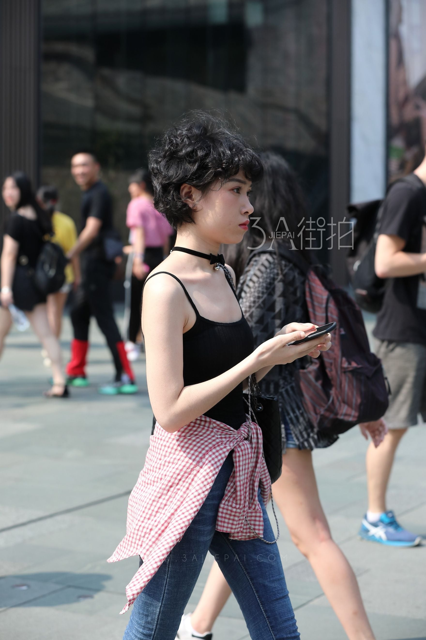 218375-xvihqq34sk2.jpg
