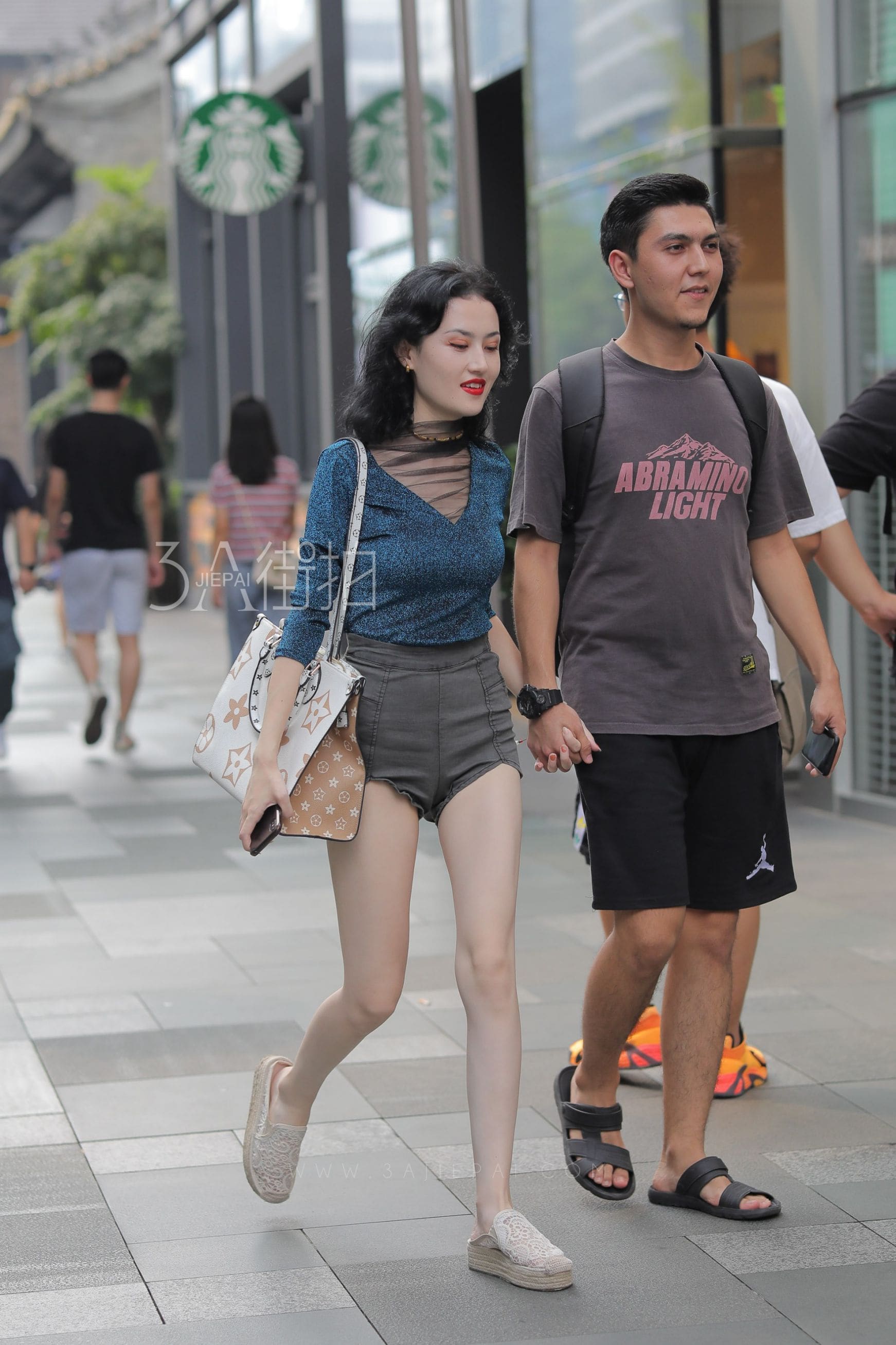 219362-lv5dwc4o2sz.jpg