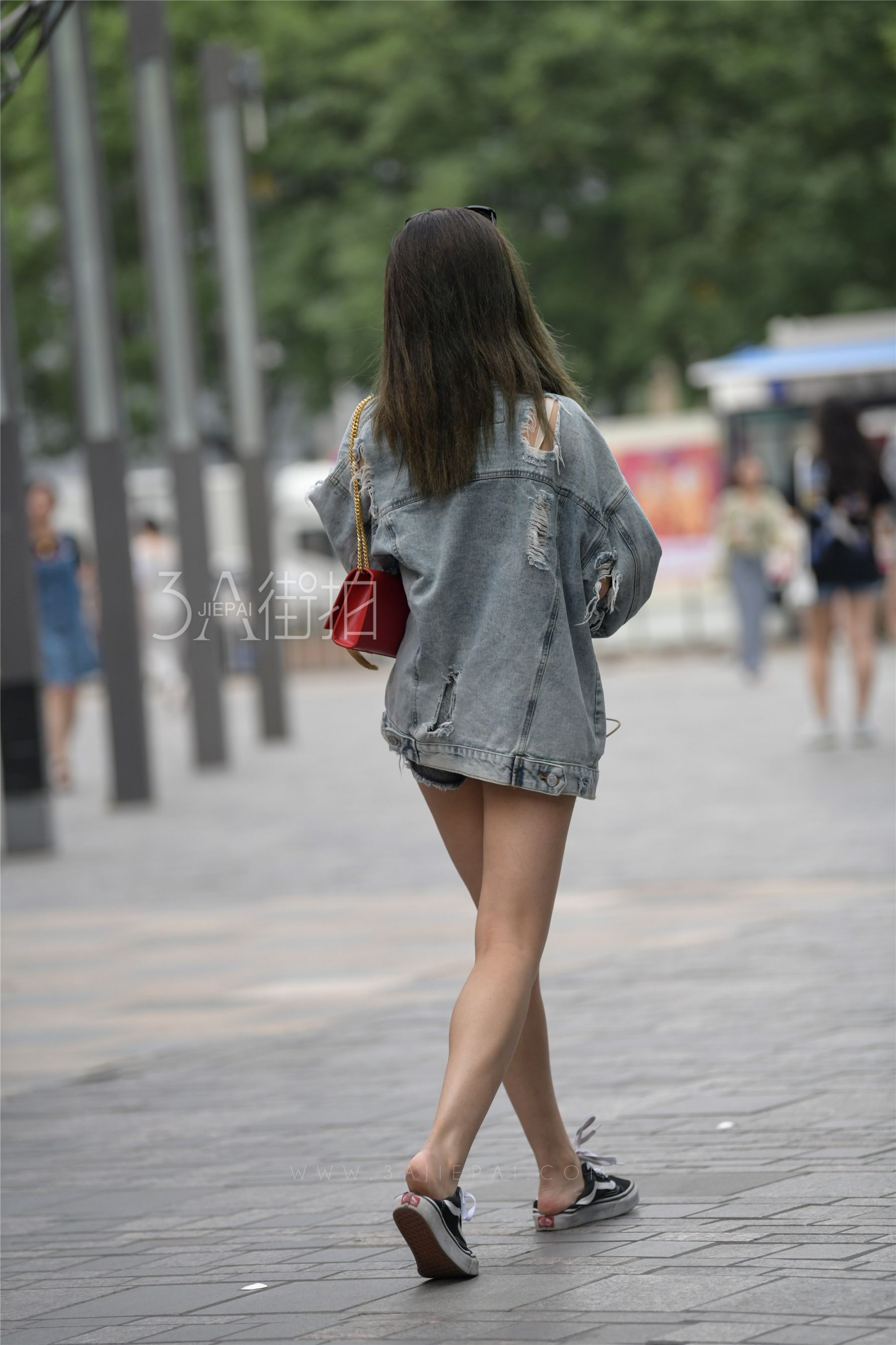 214259-qs1gcui4gwc.jpg
