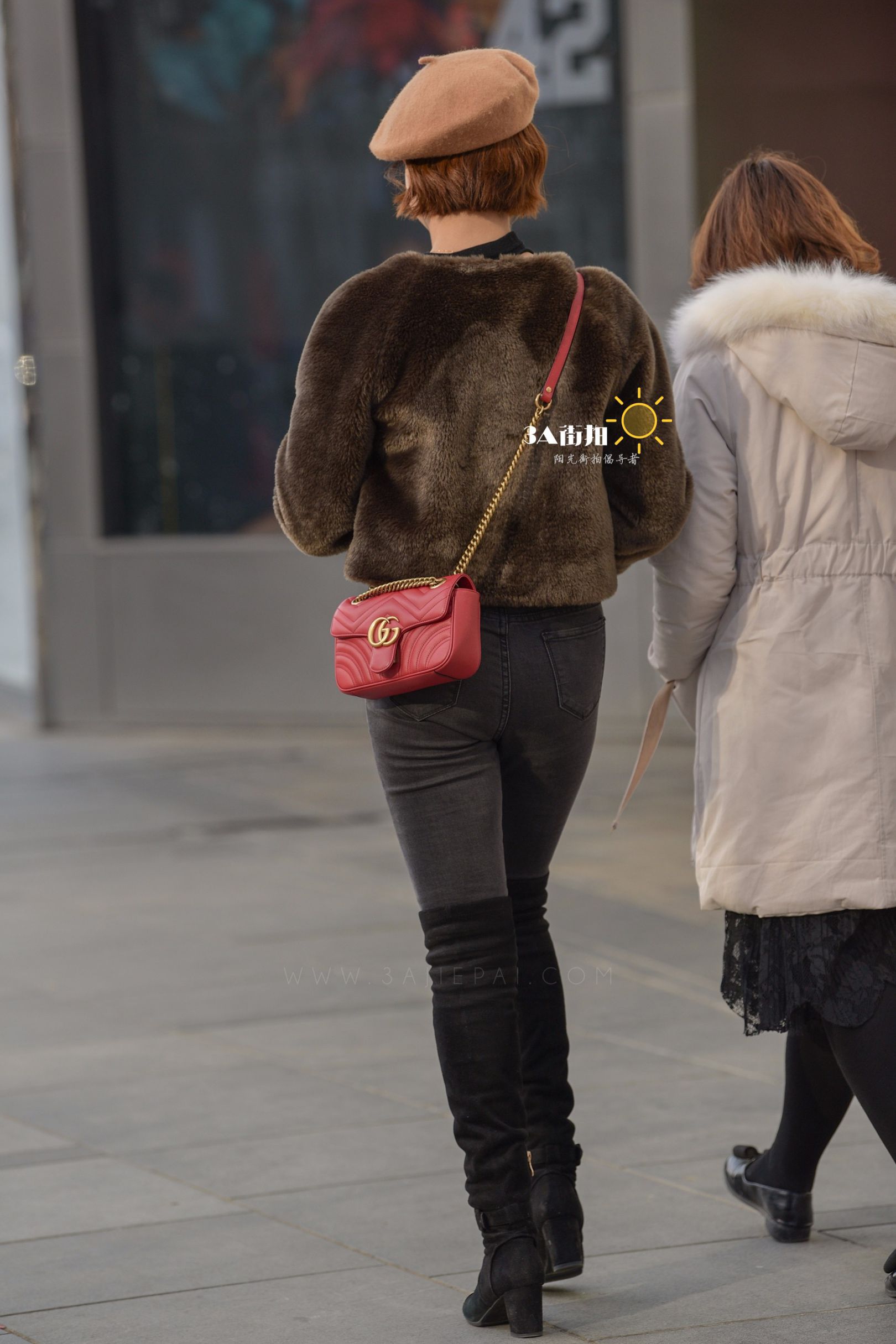 200826-3w3lppfelve.jpg