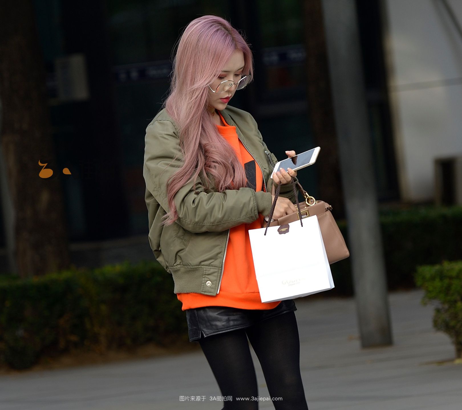 186699-awfw1cduun3.jpg