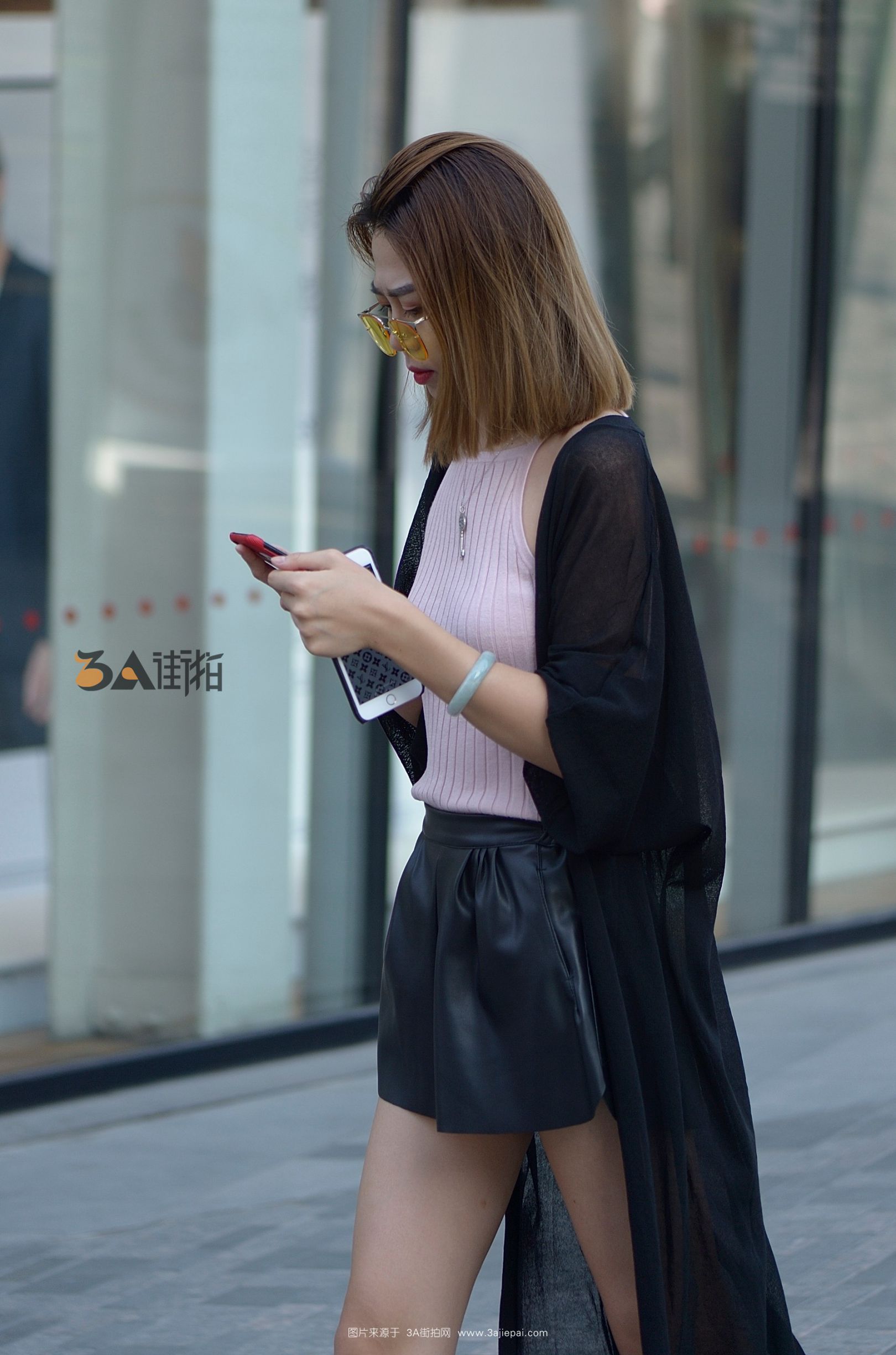 184318-whii04hwtee.jpg