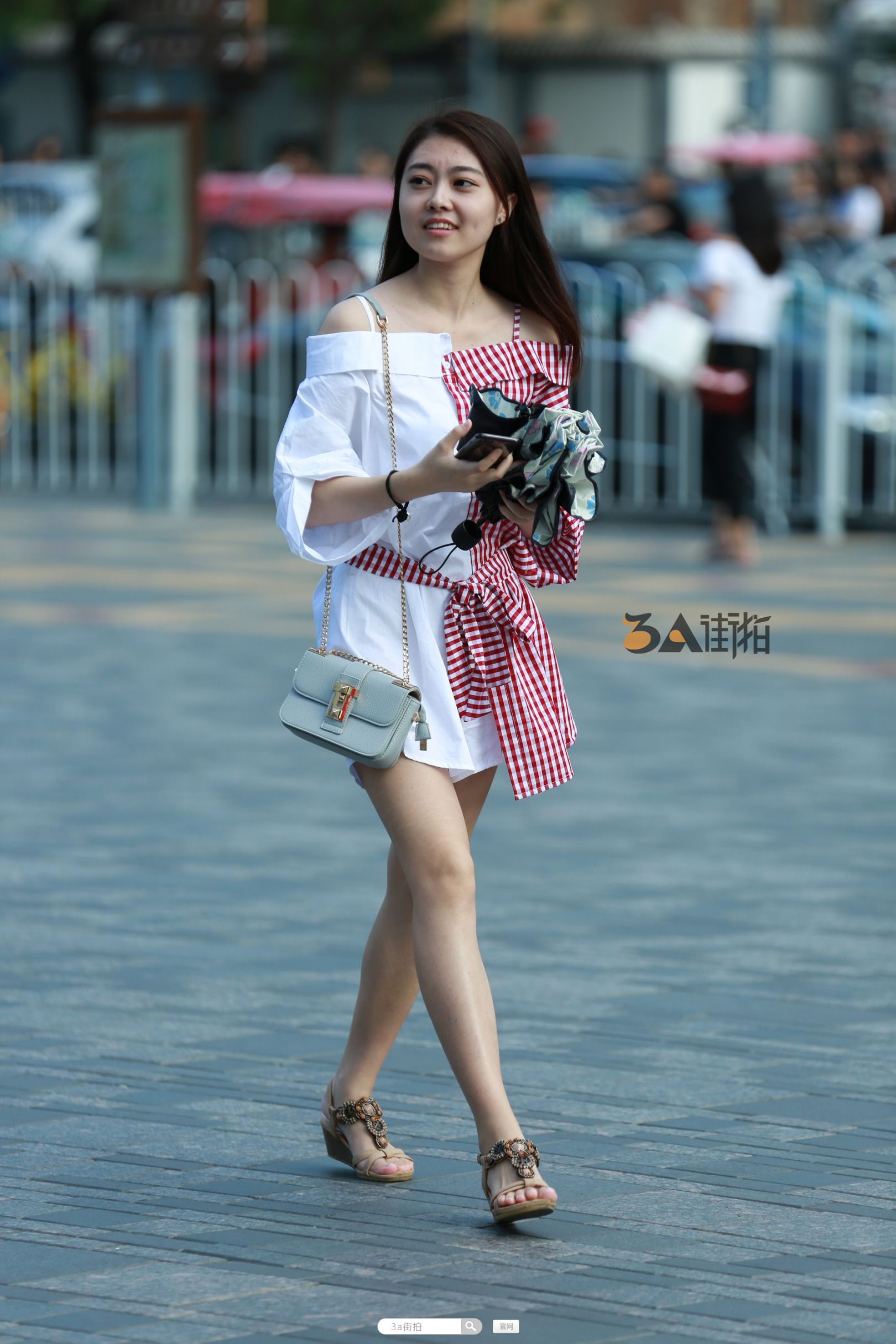 181266-05x4qmaqwpt.jpg