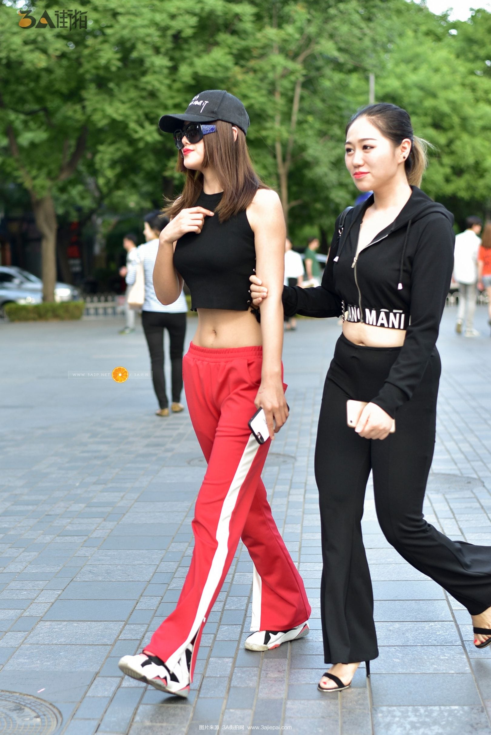 180402-y412emad1x4.jpg