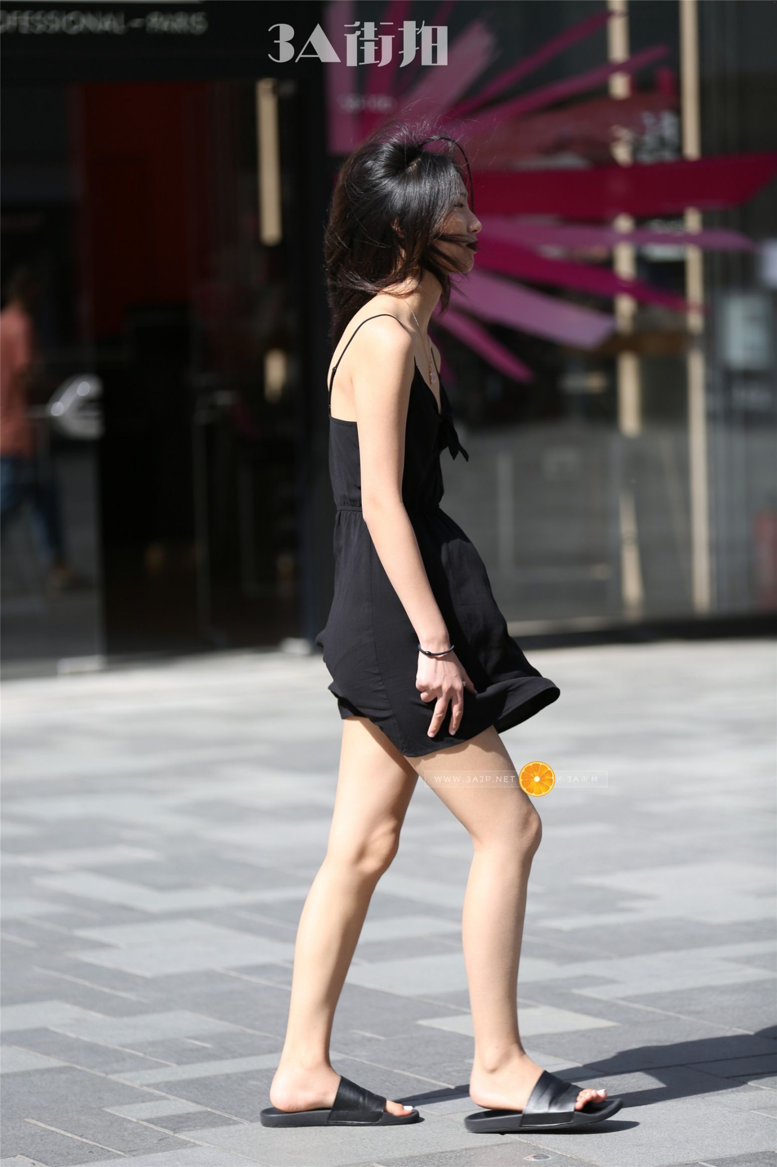 178433-ql4cotdamjc.jpg