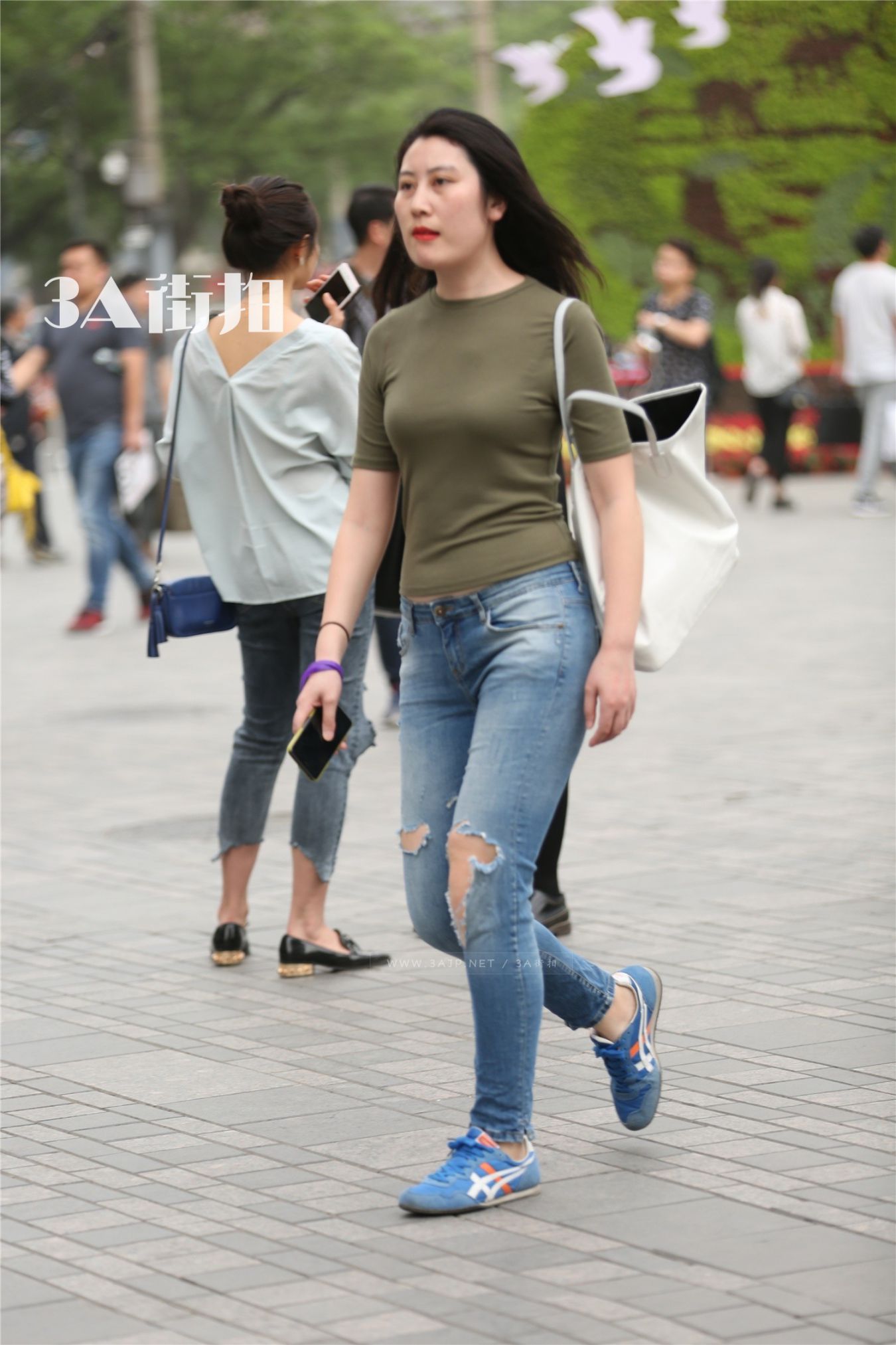 176993-b1mklfk3plv.jpg
