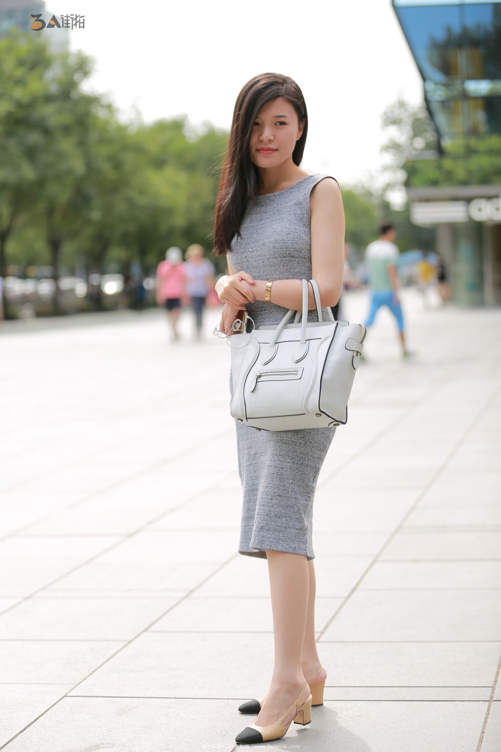 171703-eusy1054who.jpg