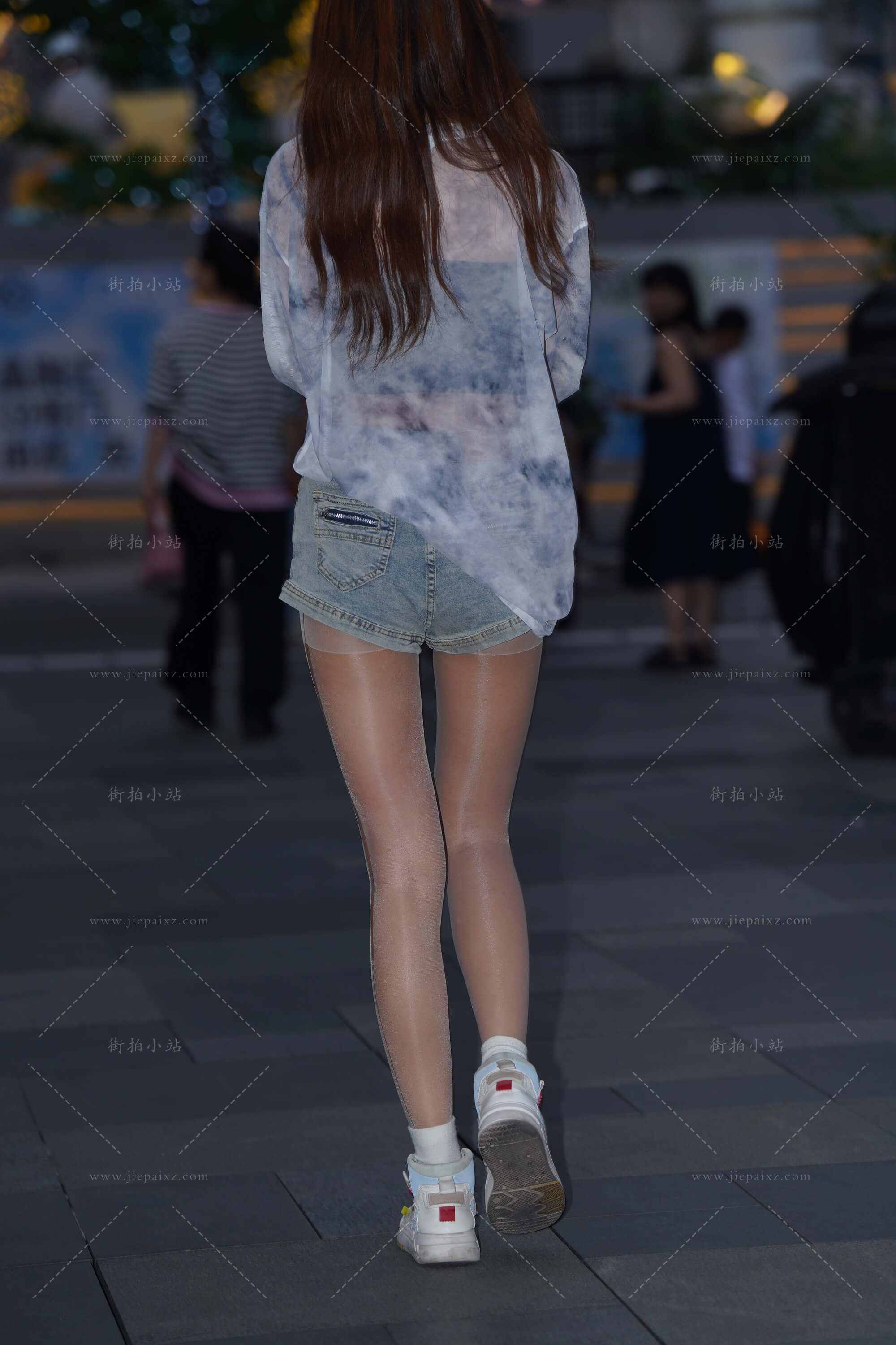 34770jlzul4hepkw.jpg