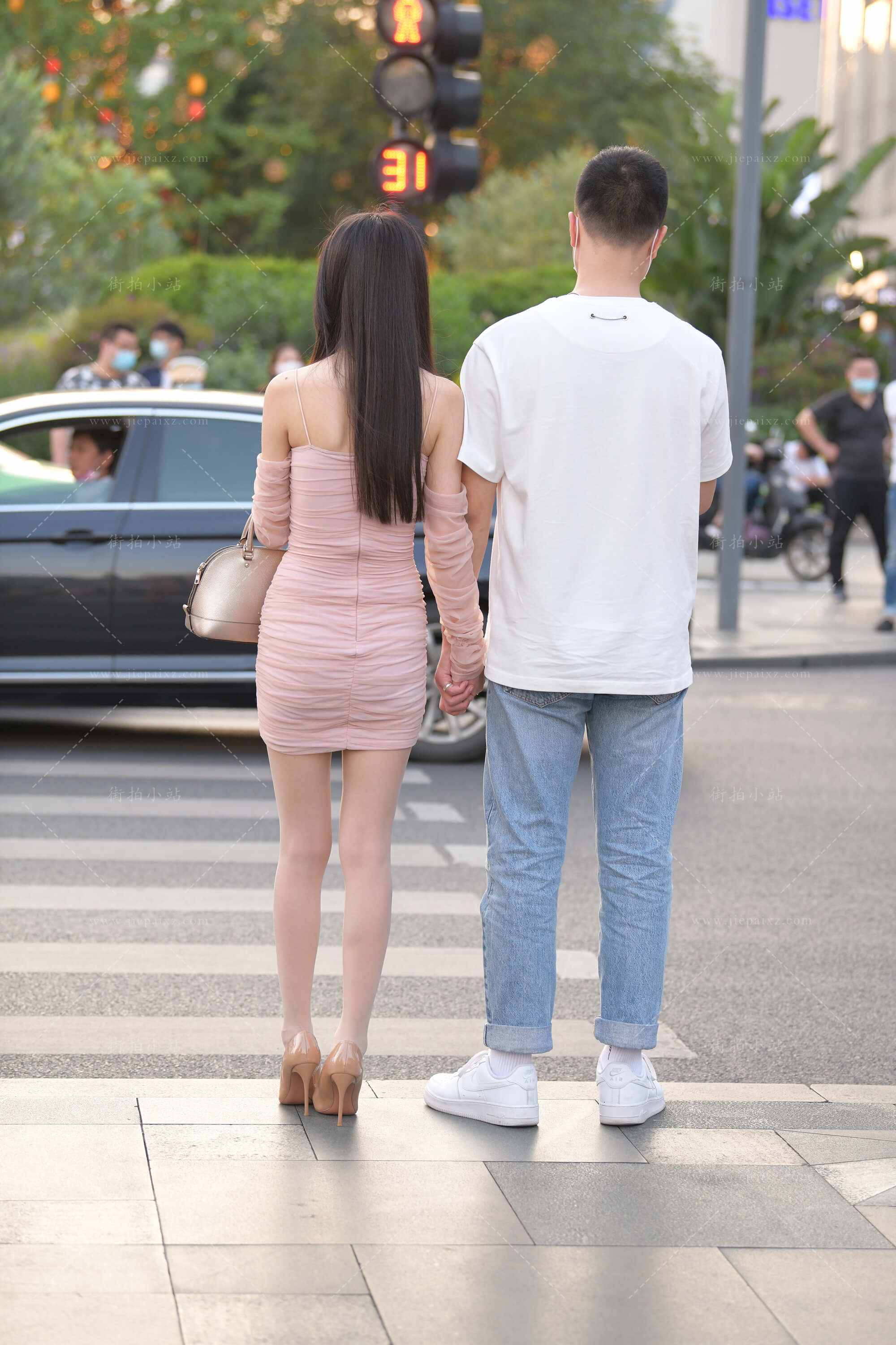 33737uii2luzv1l0.jpg