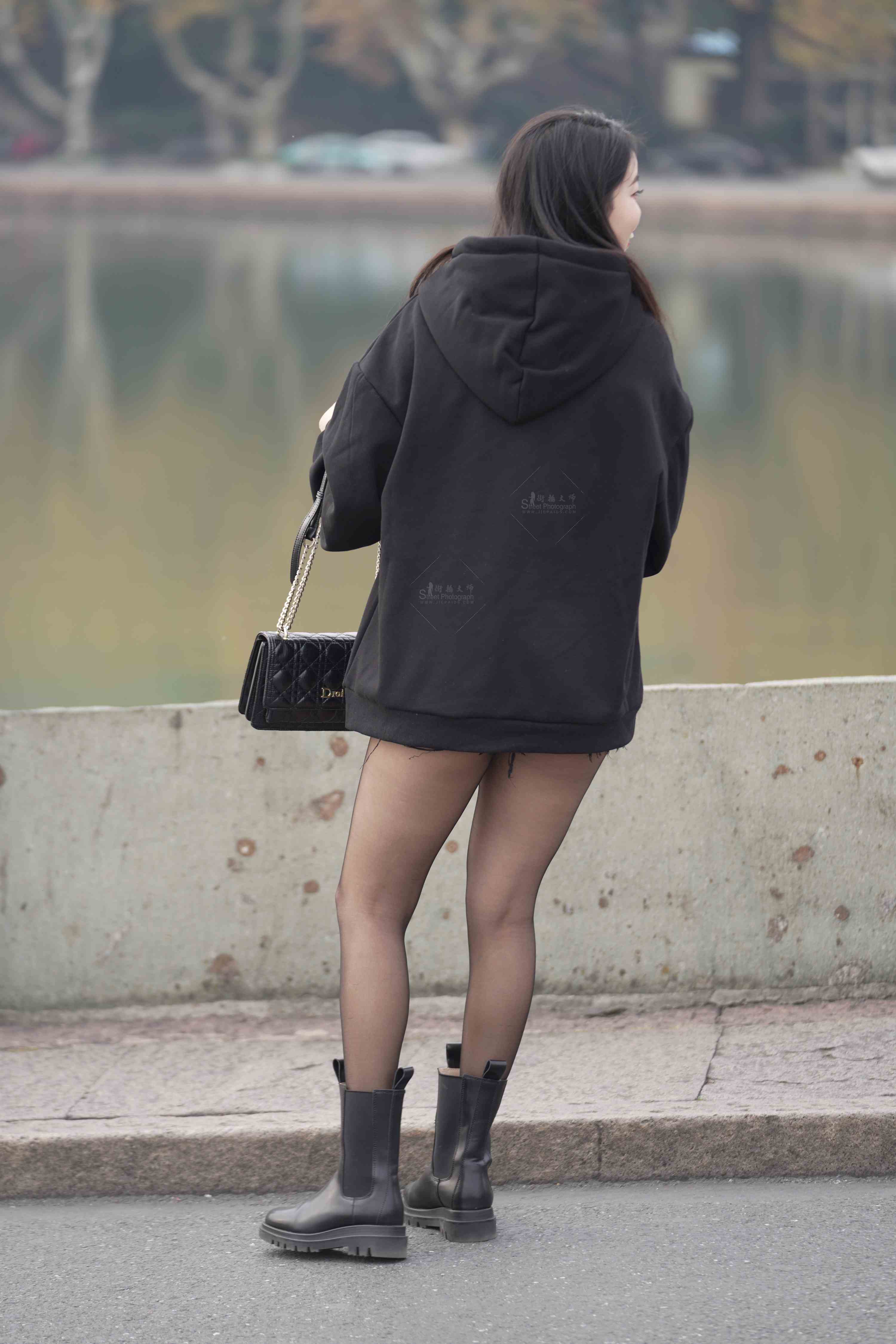 277375-fuzfeooj1bb.jpg