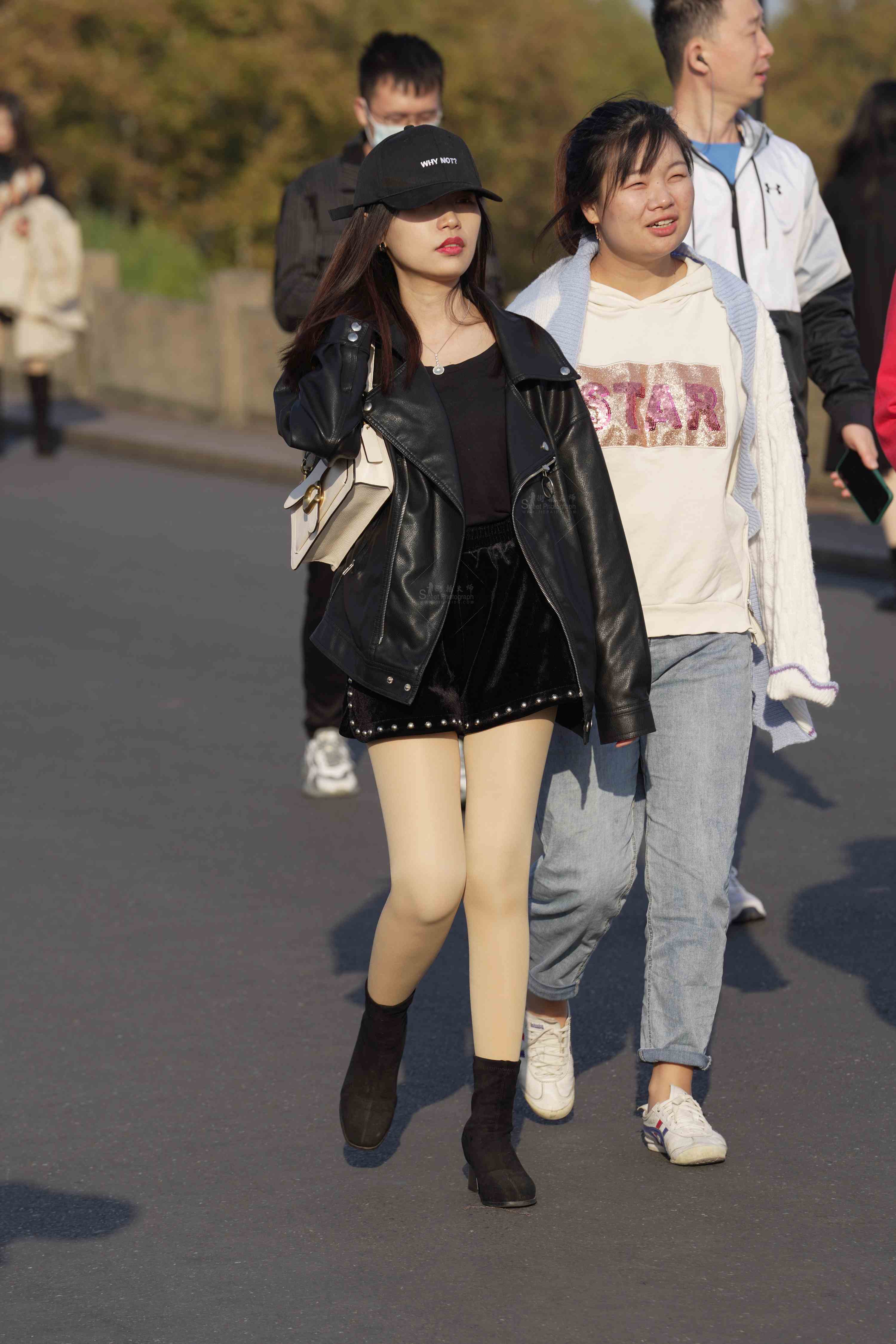 277327-uy5q014idxi.jpg