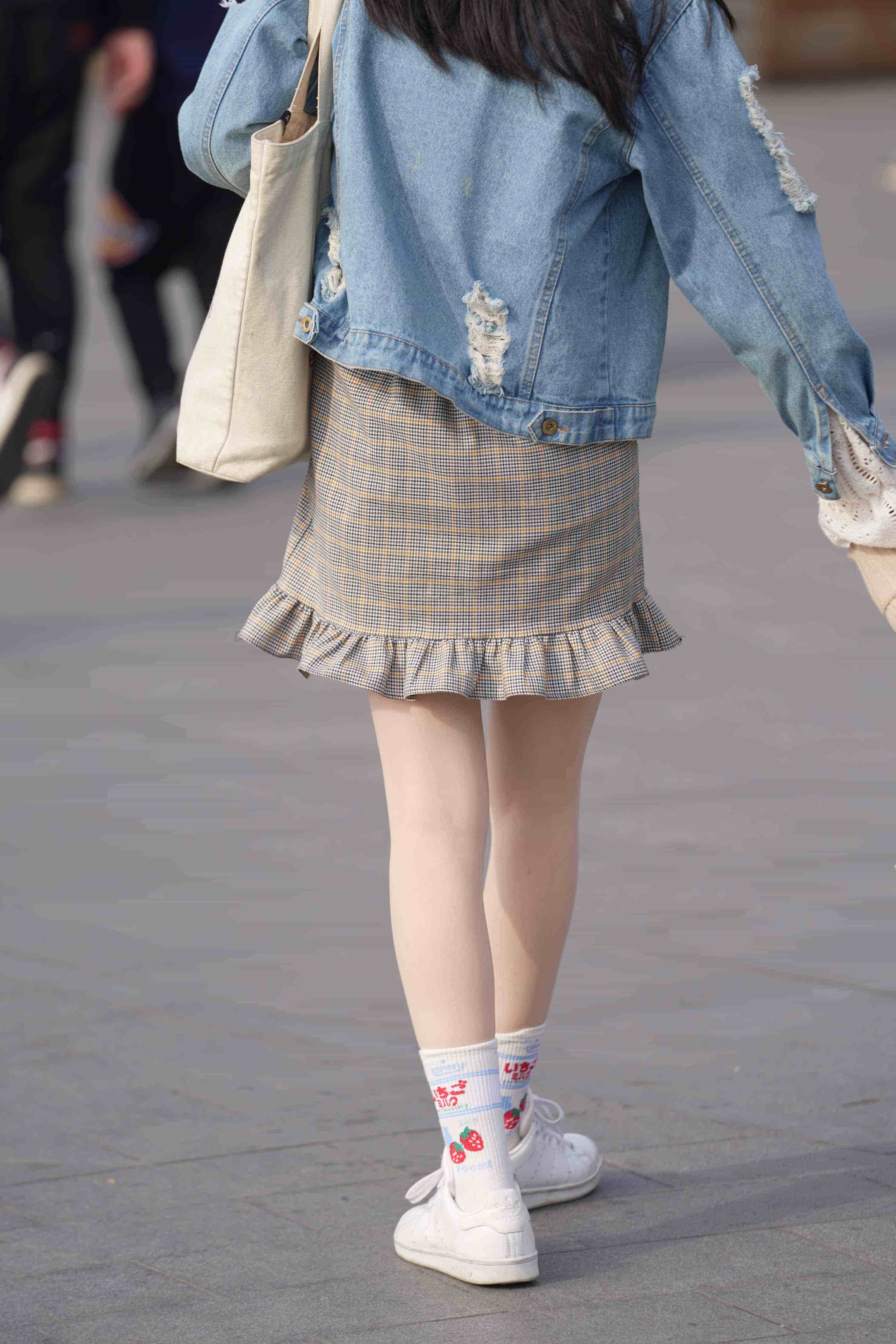 276820-smkiyvn23n1.jpg