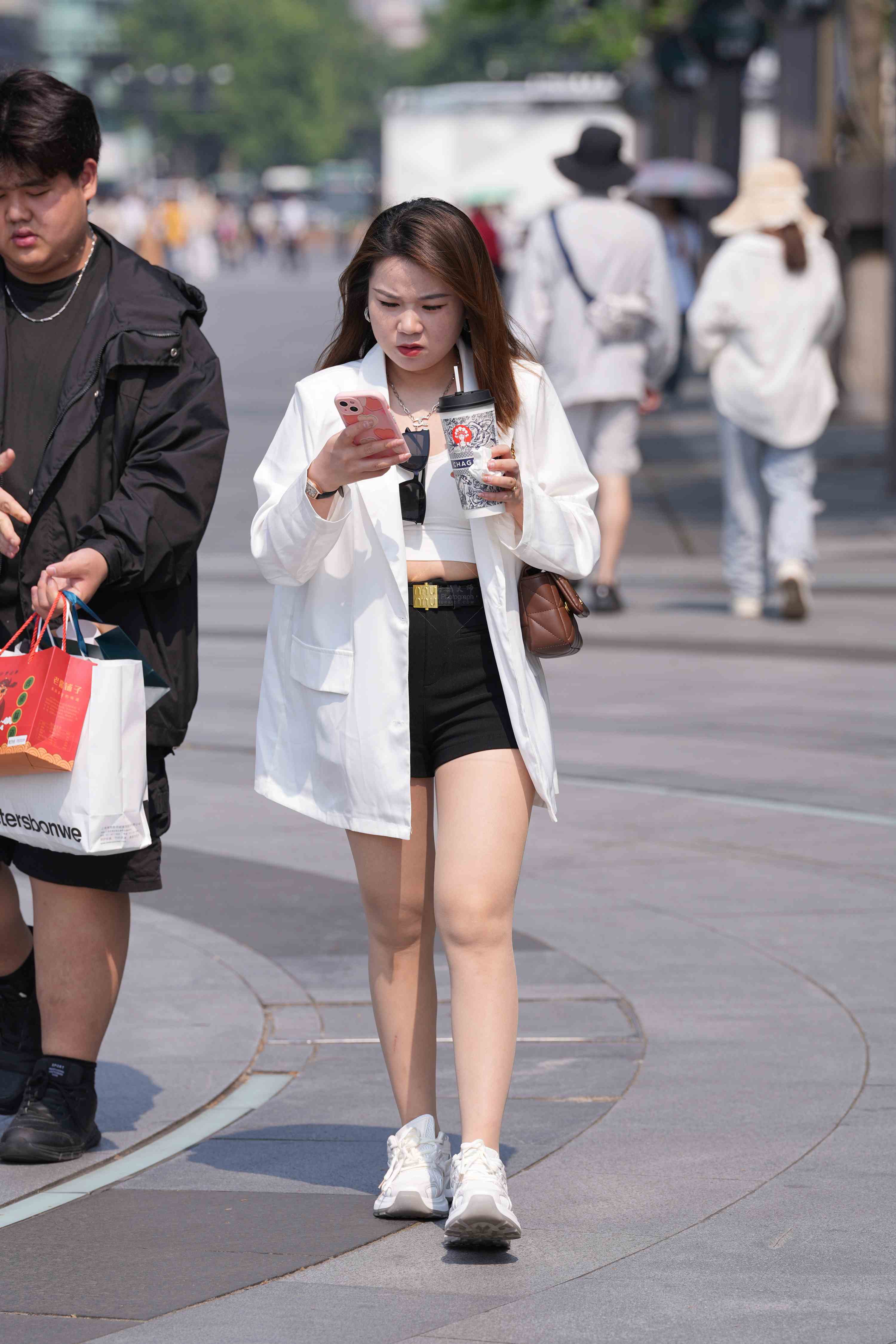 276620-mpba5mrukae.jpg