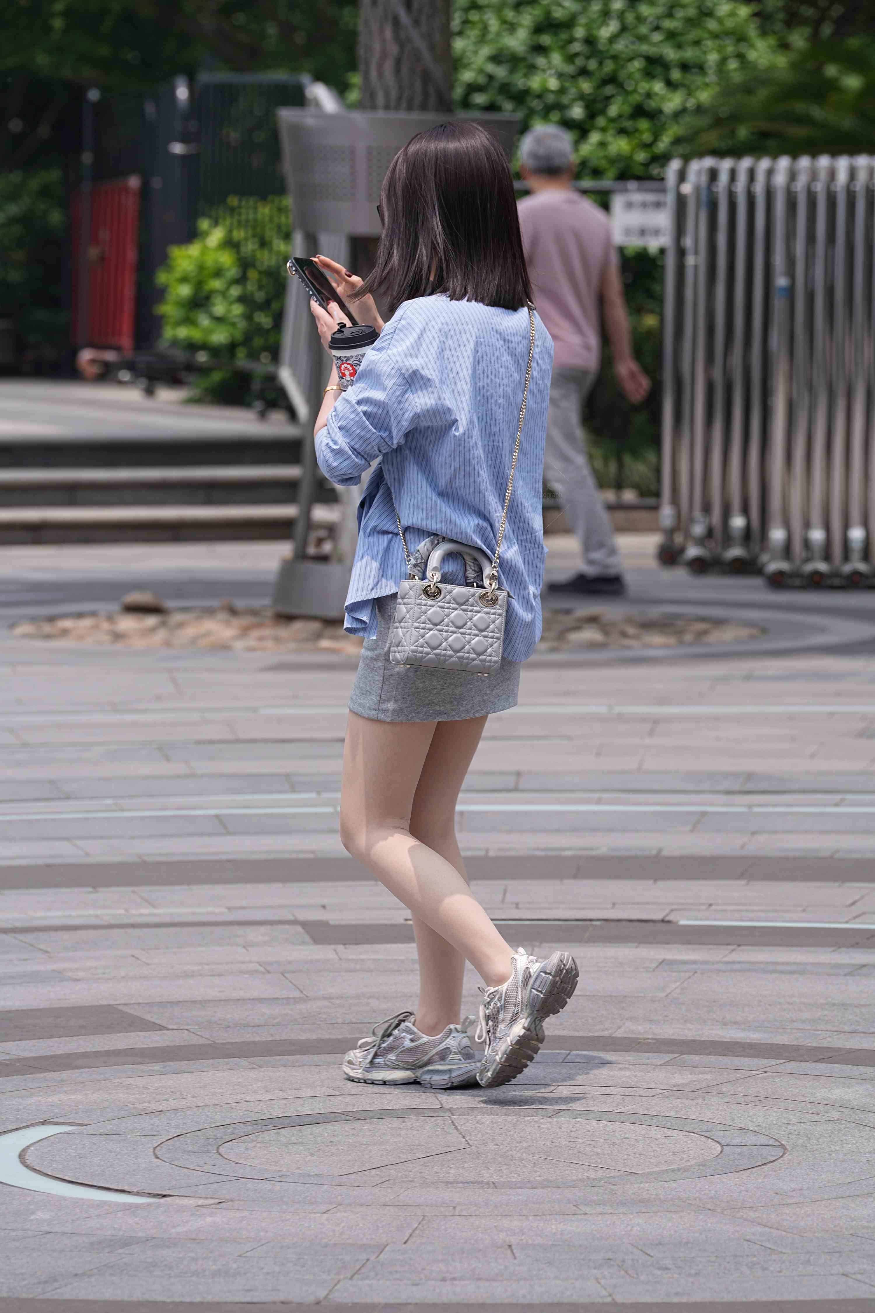 276606-0a3uyrjyxpj.jpg