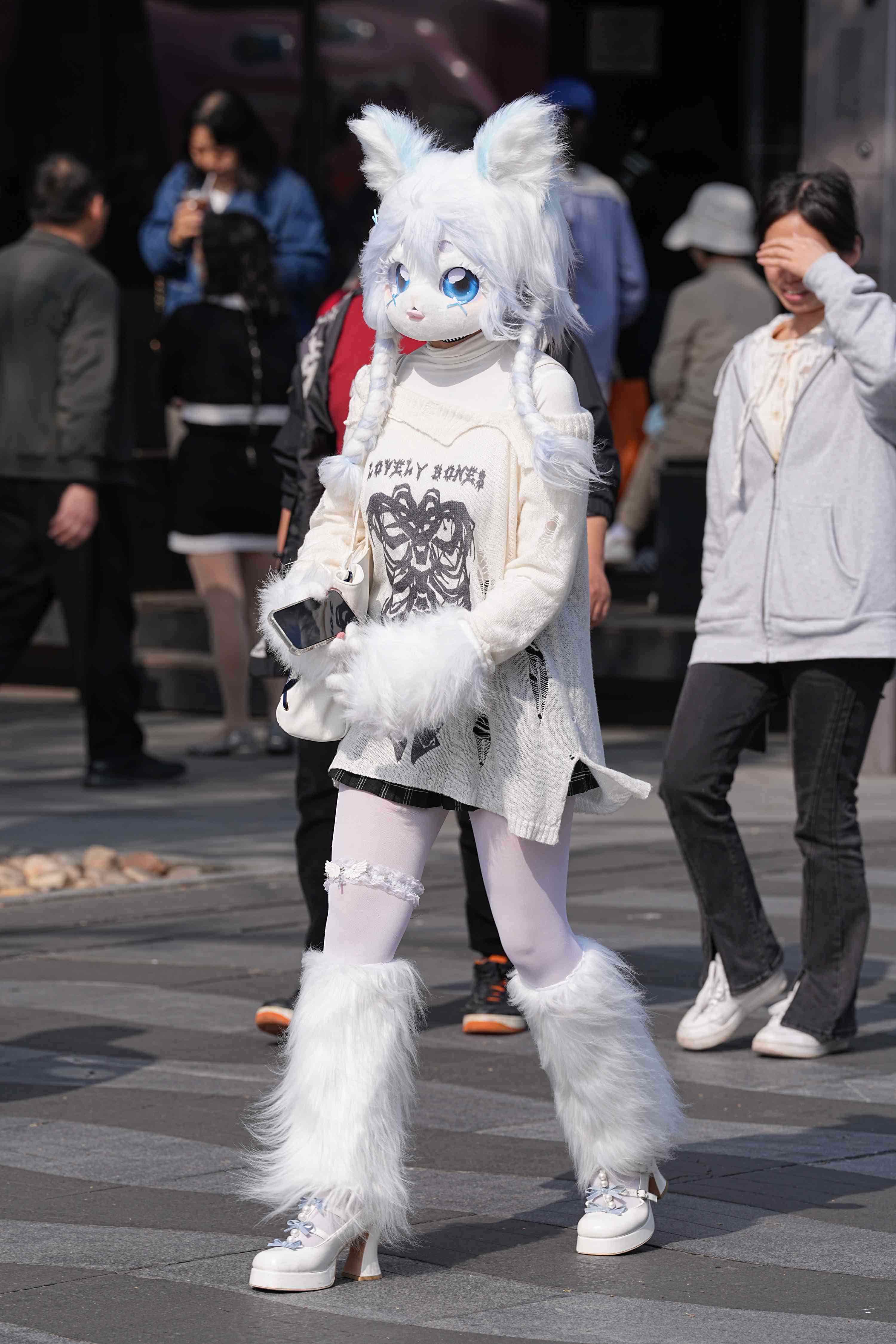 276330-pmyvoghegaq.jpg