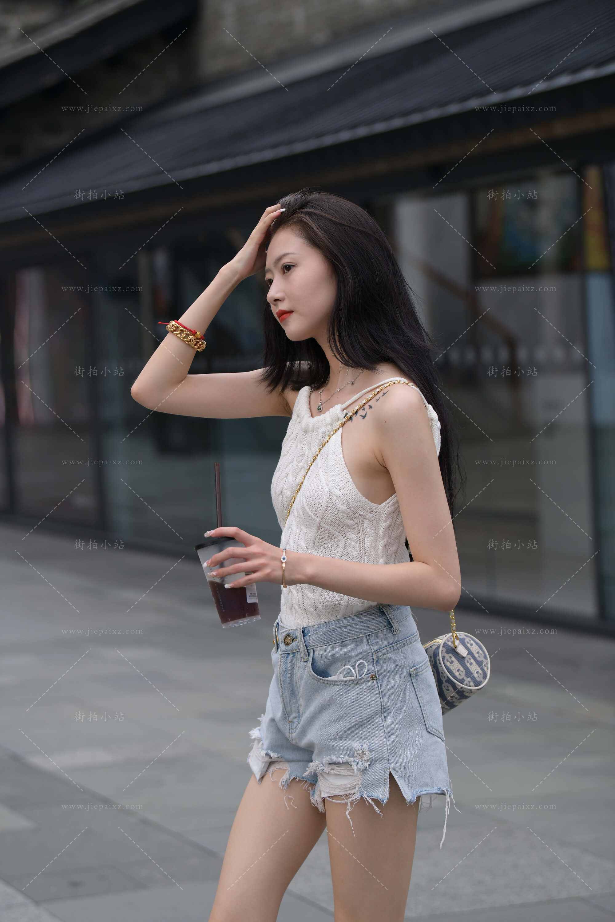 338970yfkcah2coo.jpg