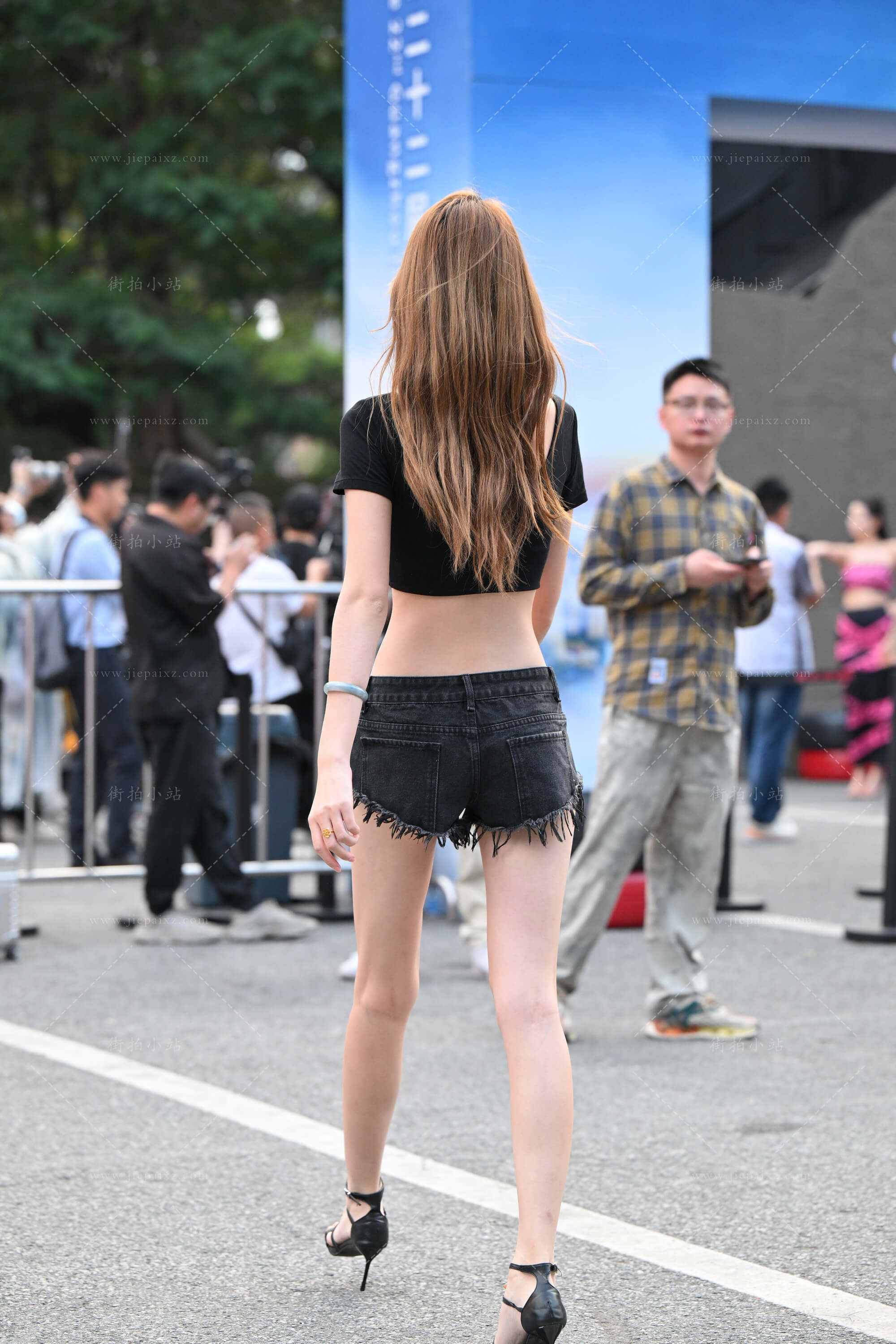 34061qms31m1q12d.jpg