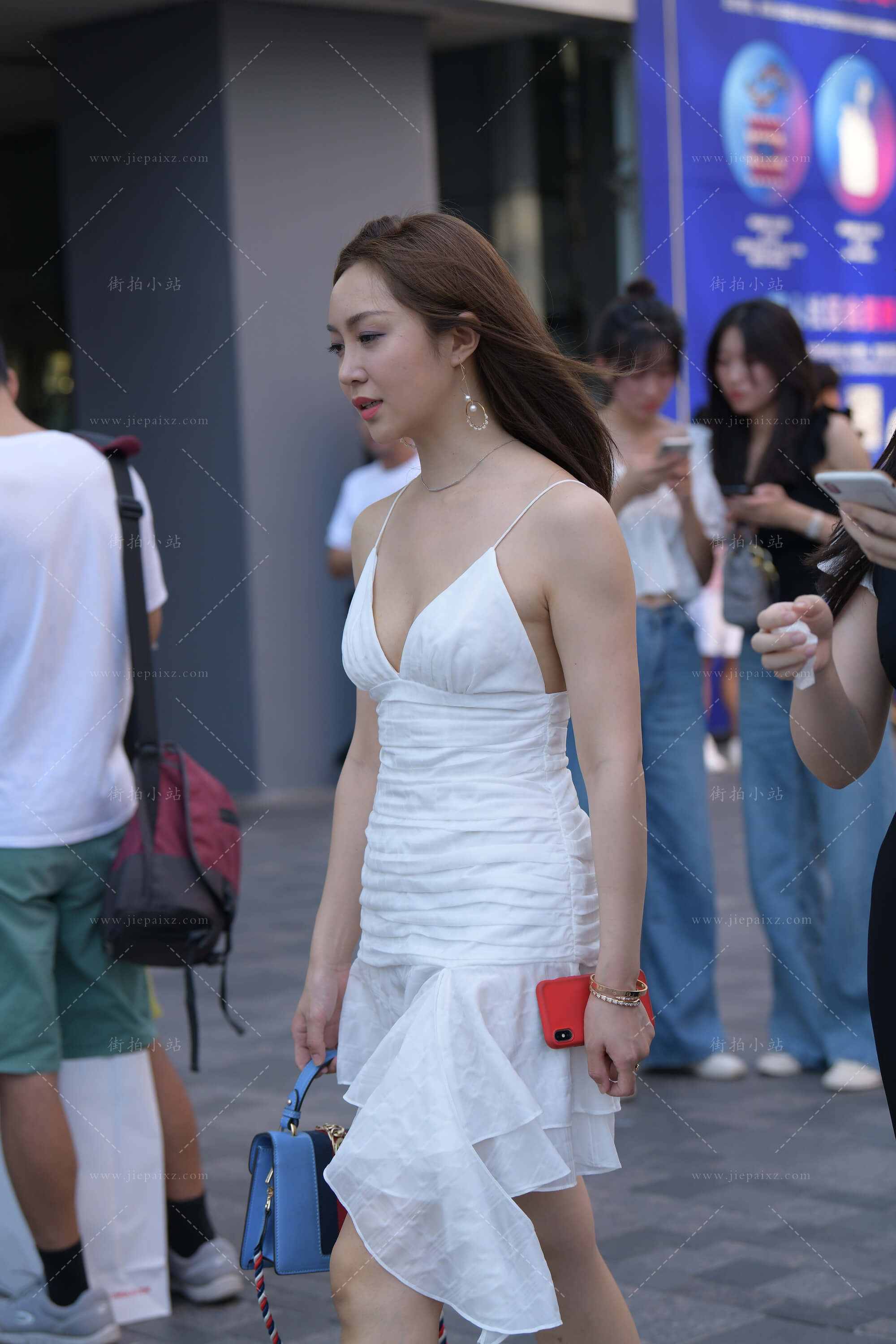 33704tcn0vn23rus.jpg