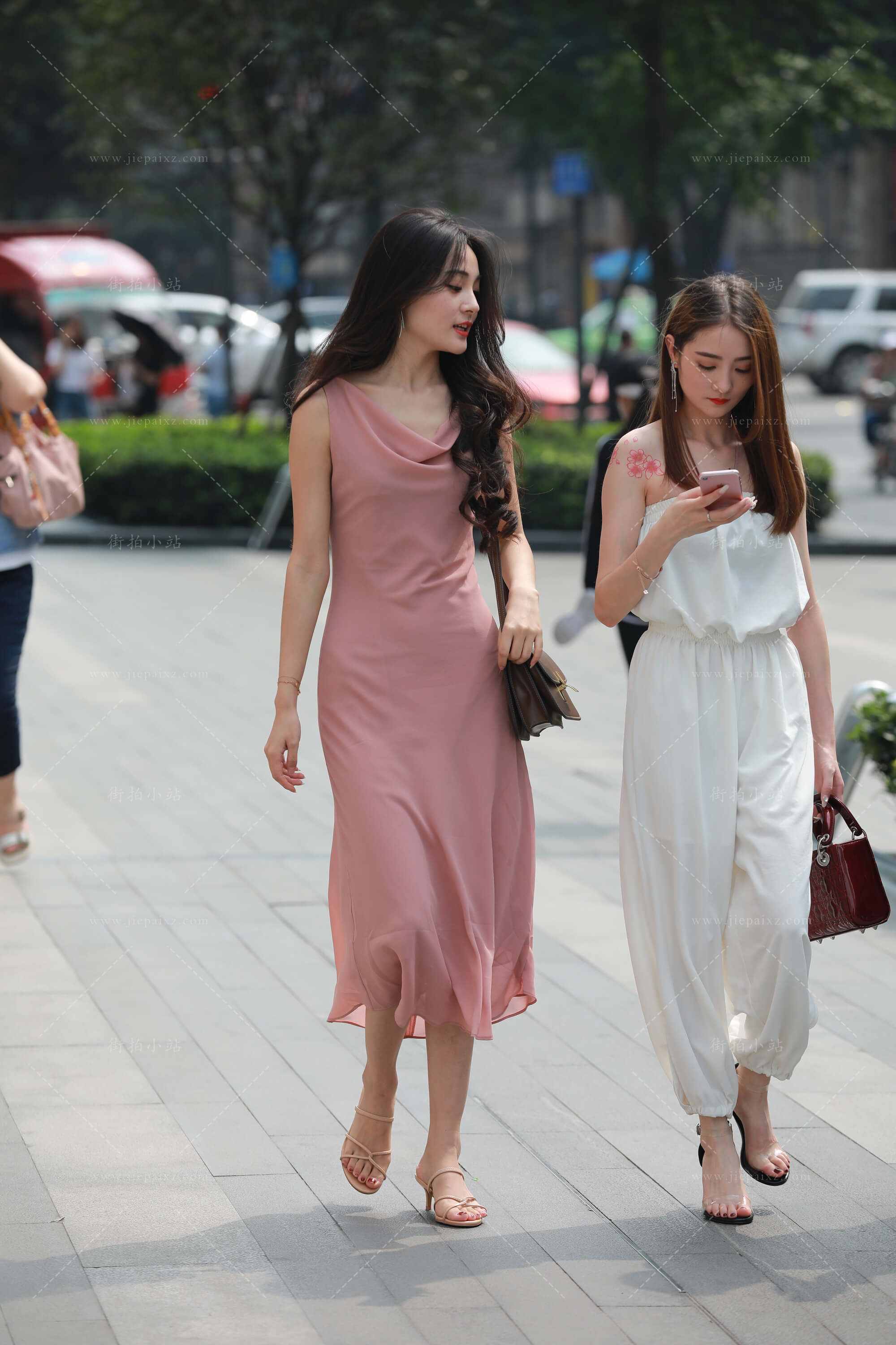 33697pc35gkbeffk.jpg