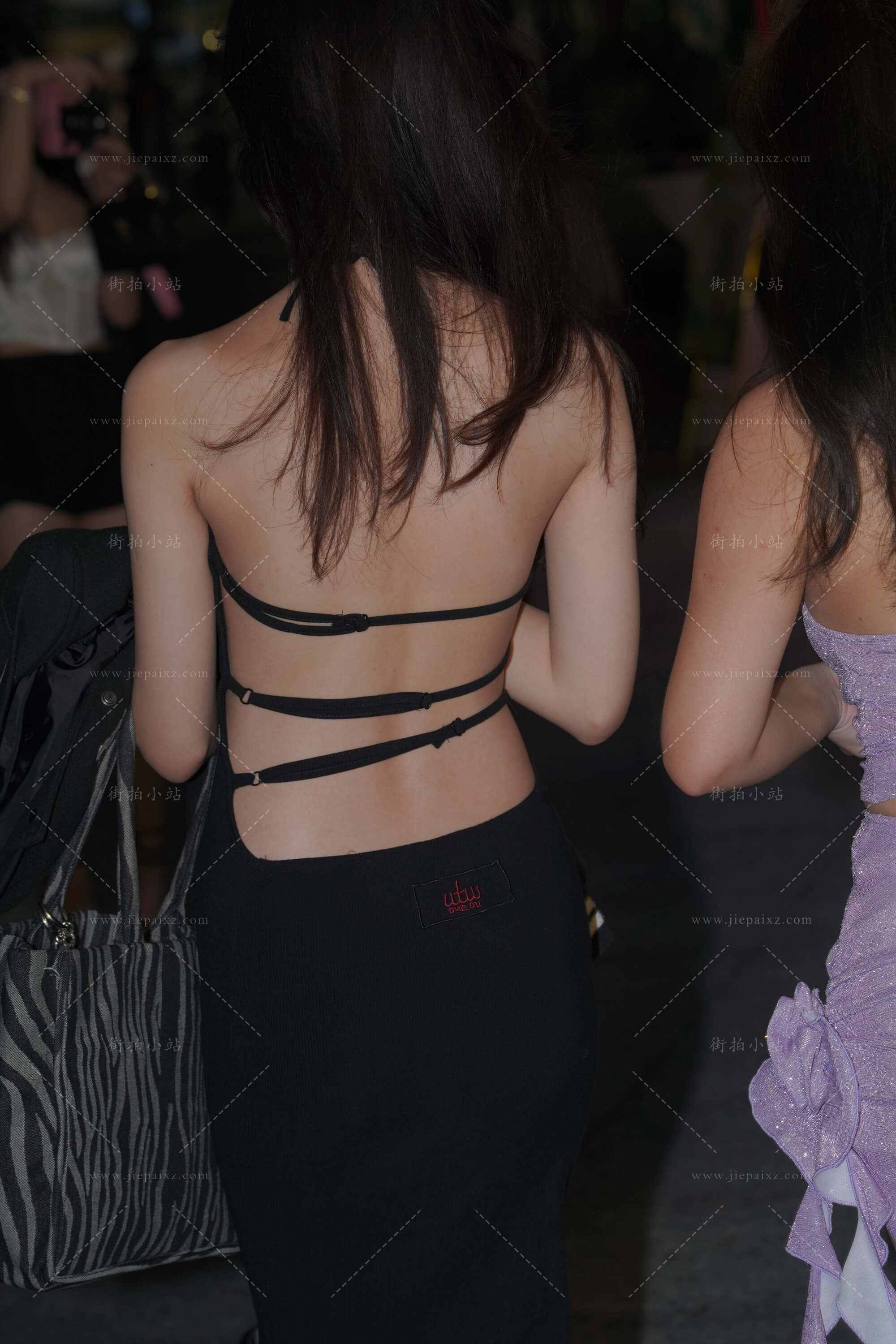 34116554cmjk40bp.jpg