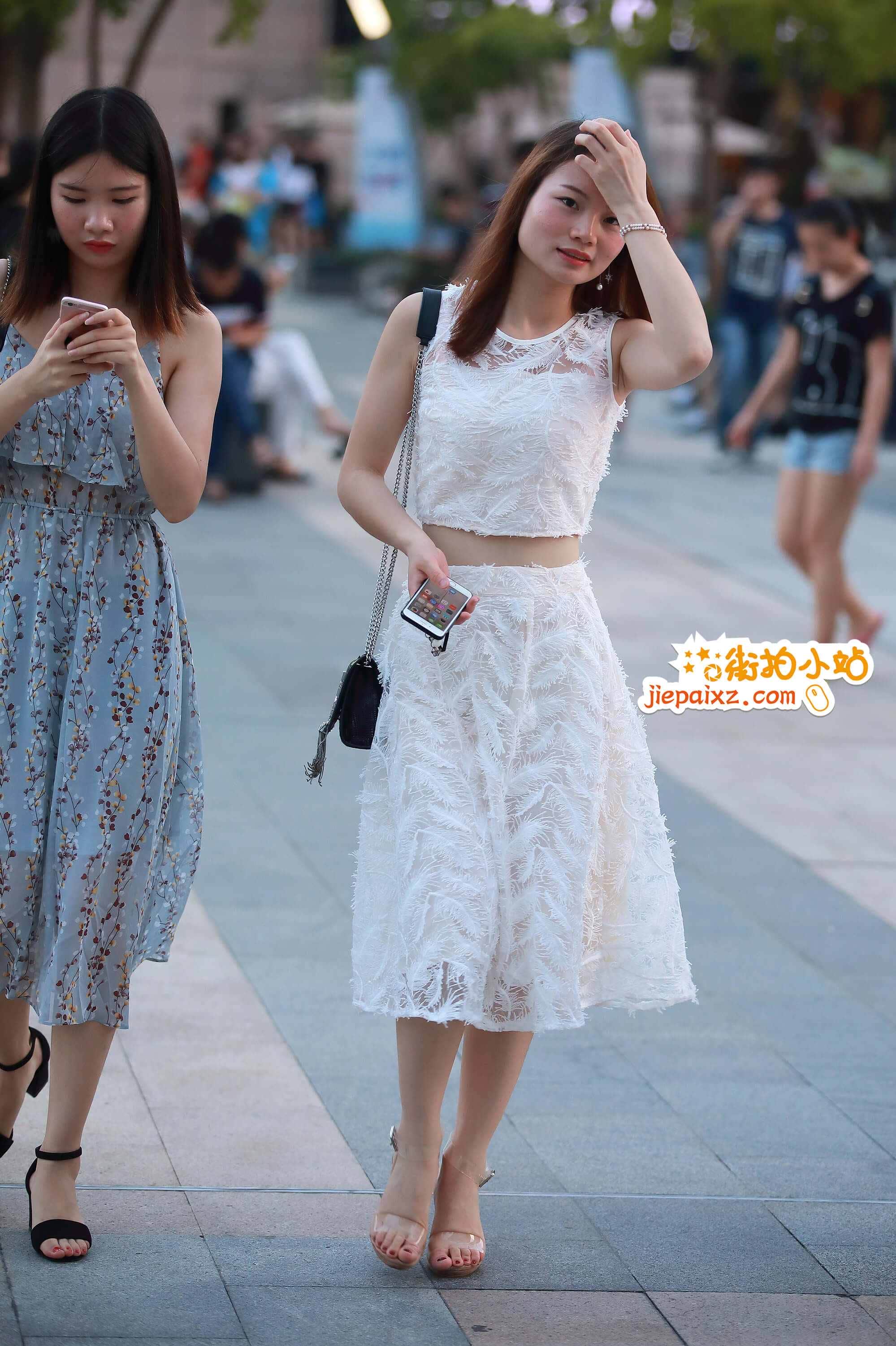 13701d1fbbyyq3gz.jpg