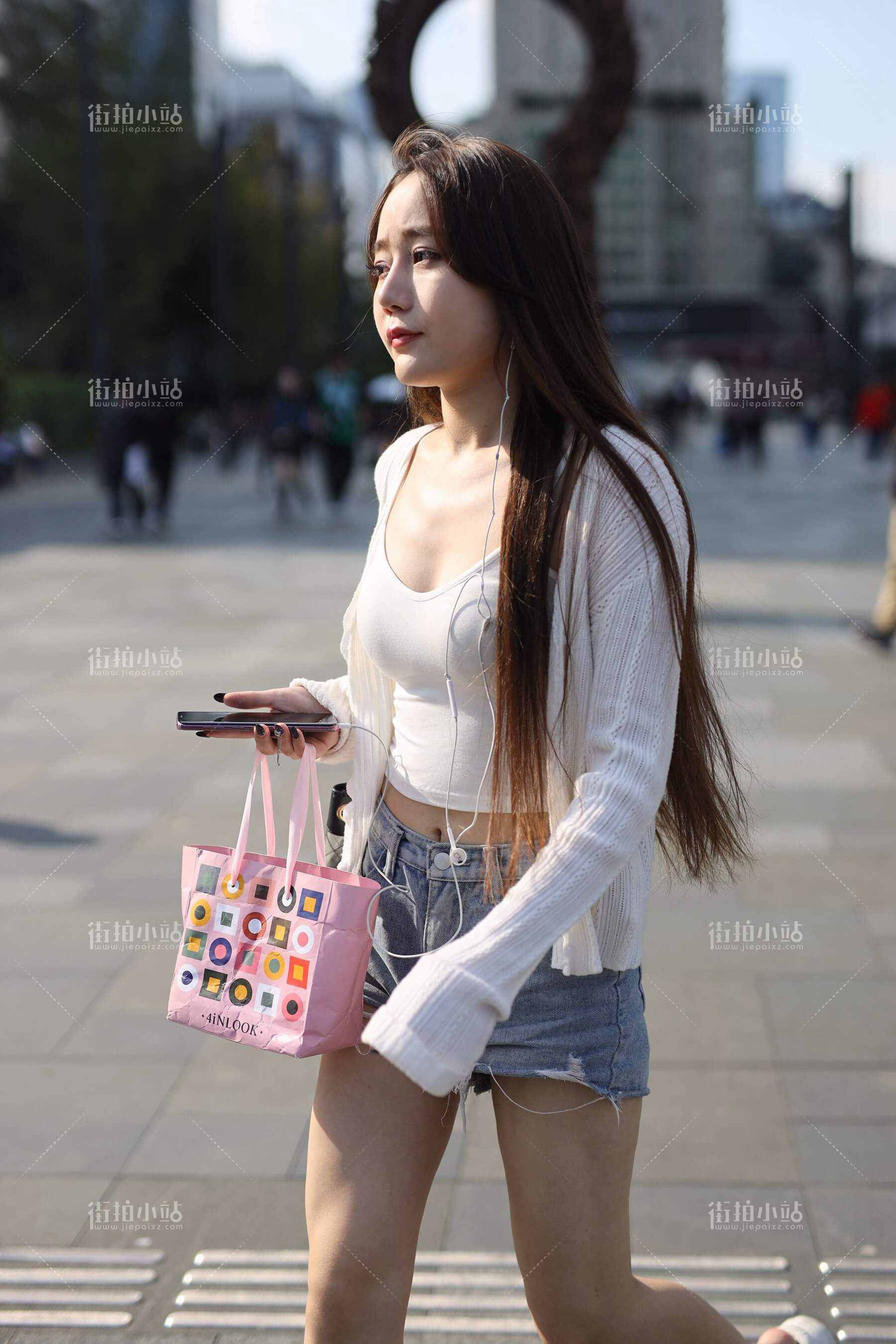 190942fa0hmyhogq.jpg