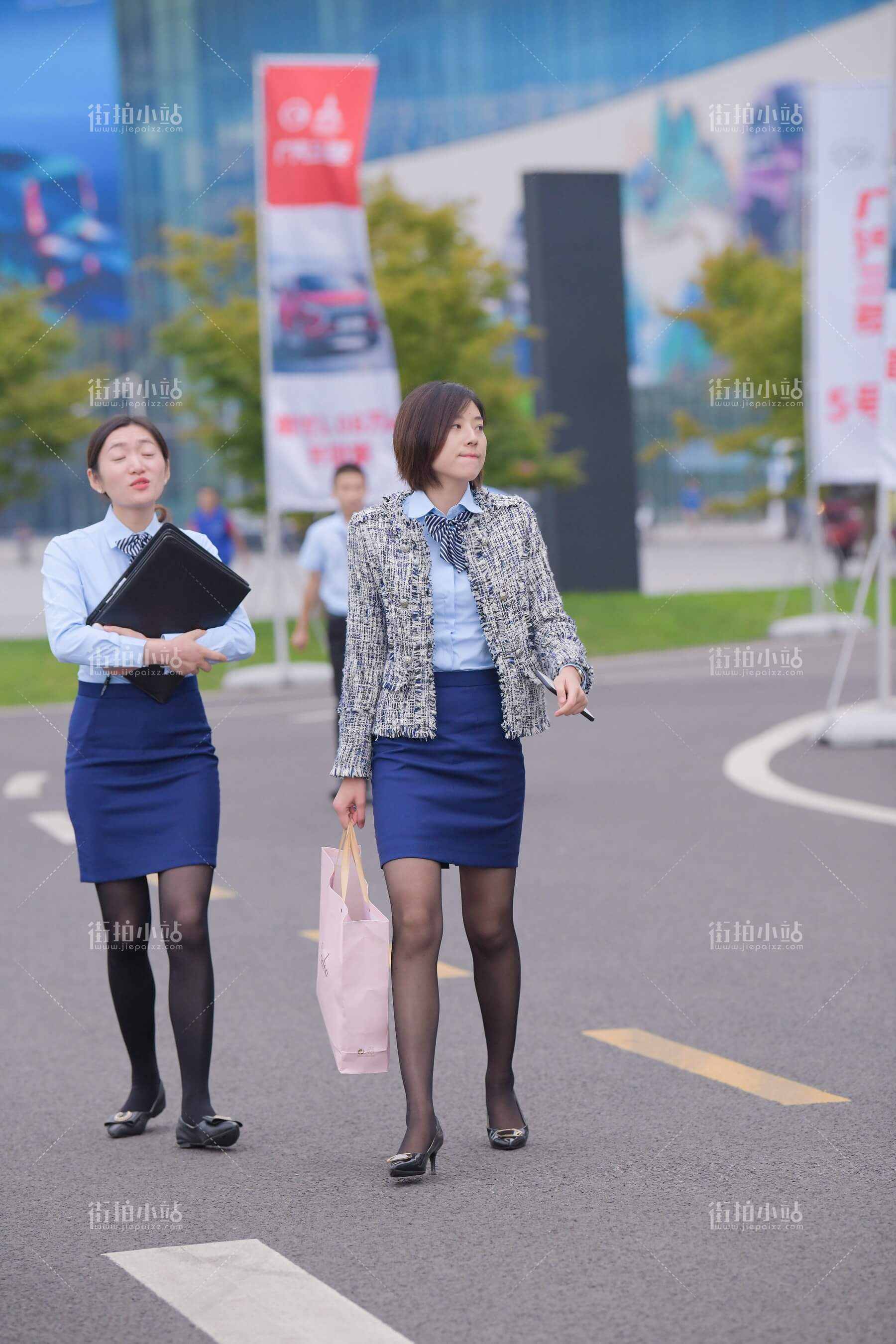 215464jiww3sm22r.jpg