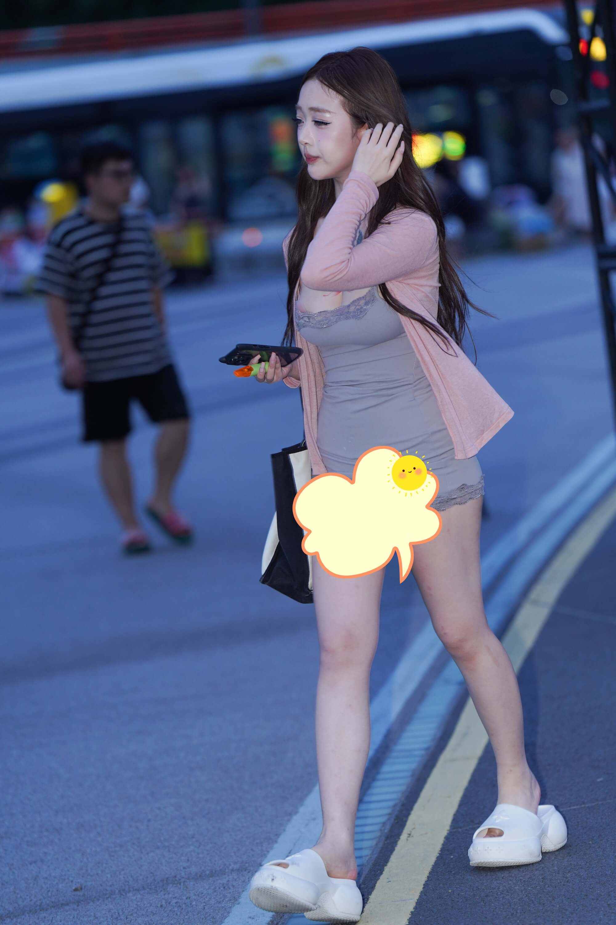 32455f2an53xrq1g.jpg