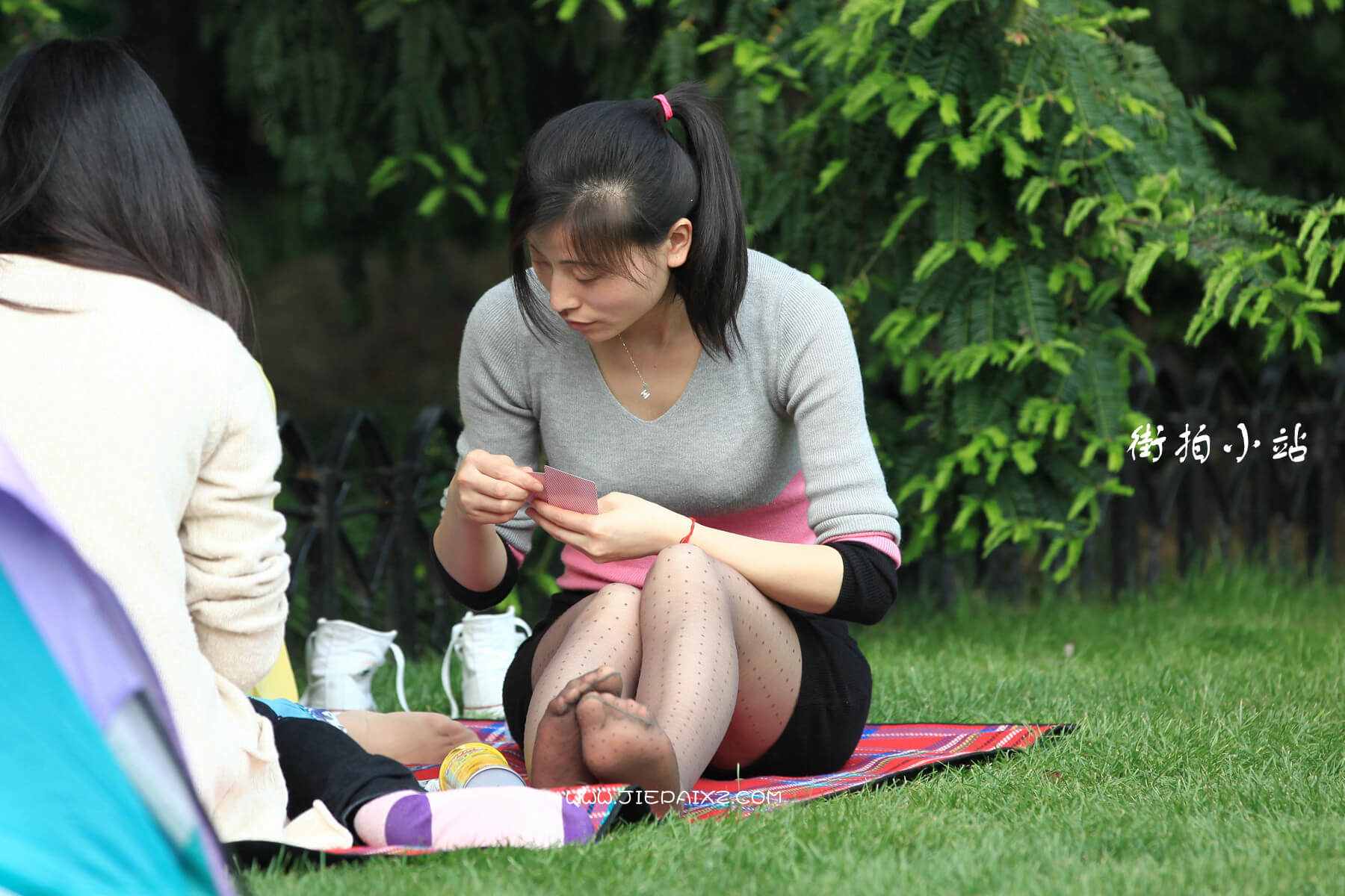 18097gavlyr31iu5.jpg