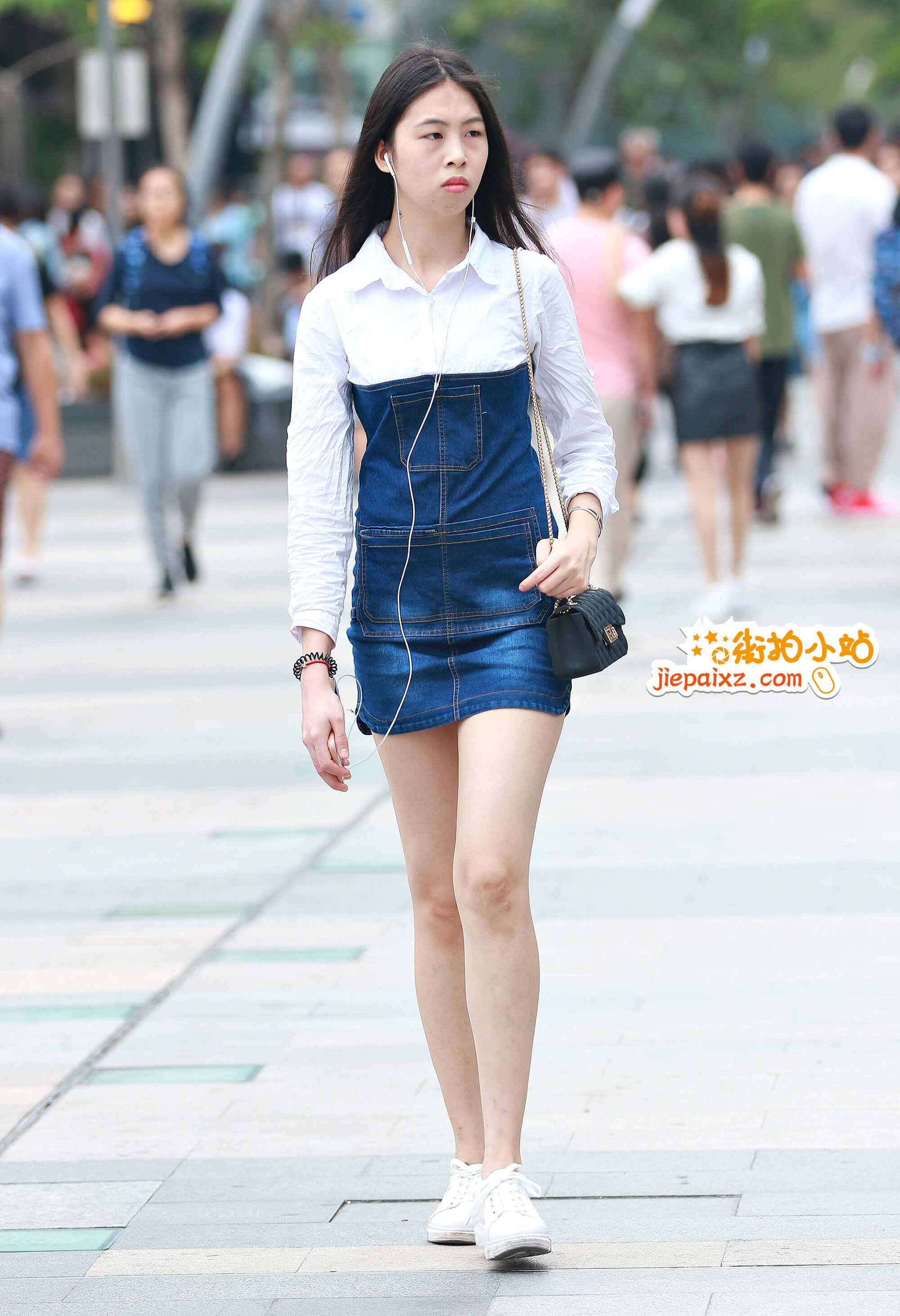 20075qiobkg0rmfn.jpg