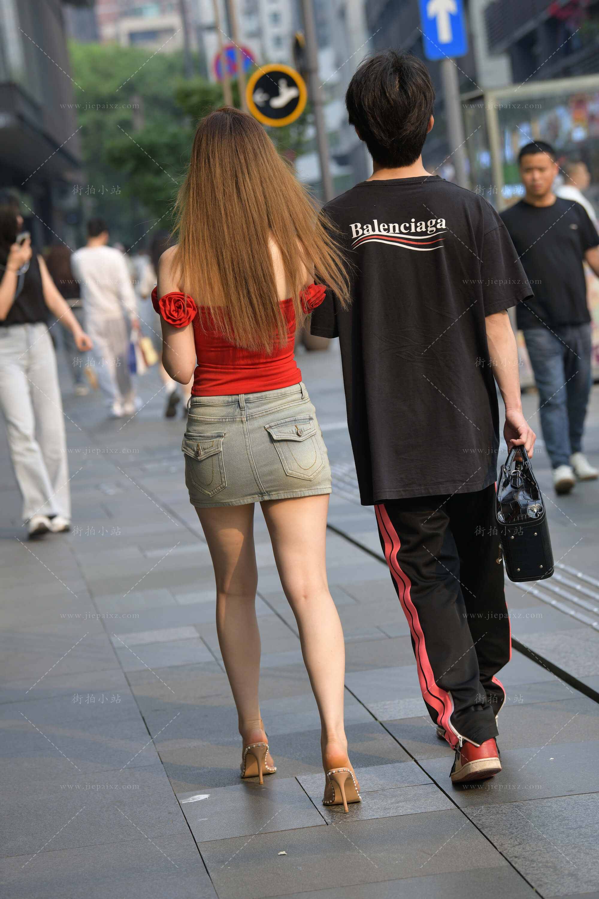 33110z3a51az5jdc.jpg