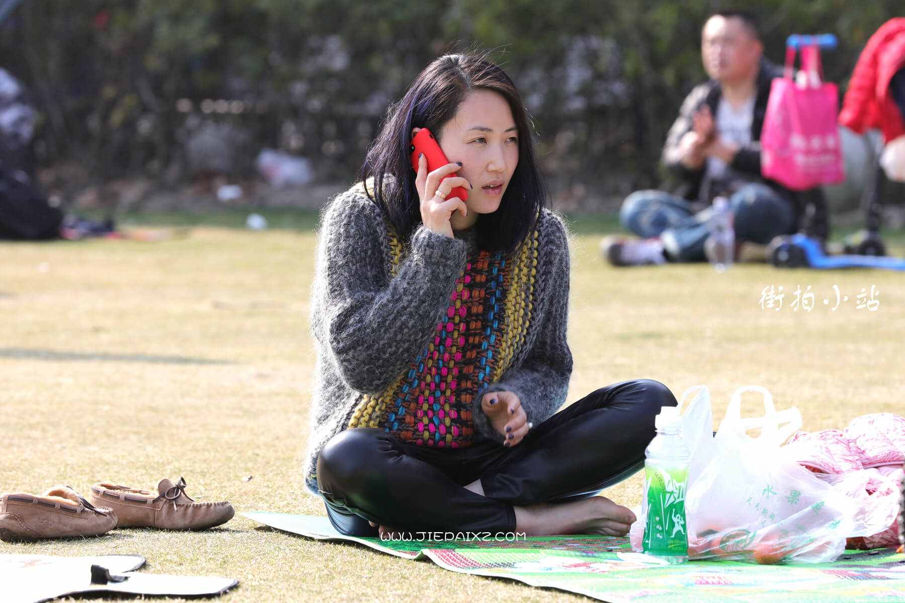 16441p2s305dcr0h.jpg