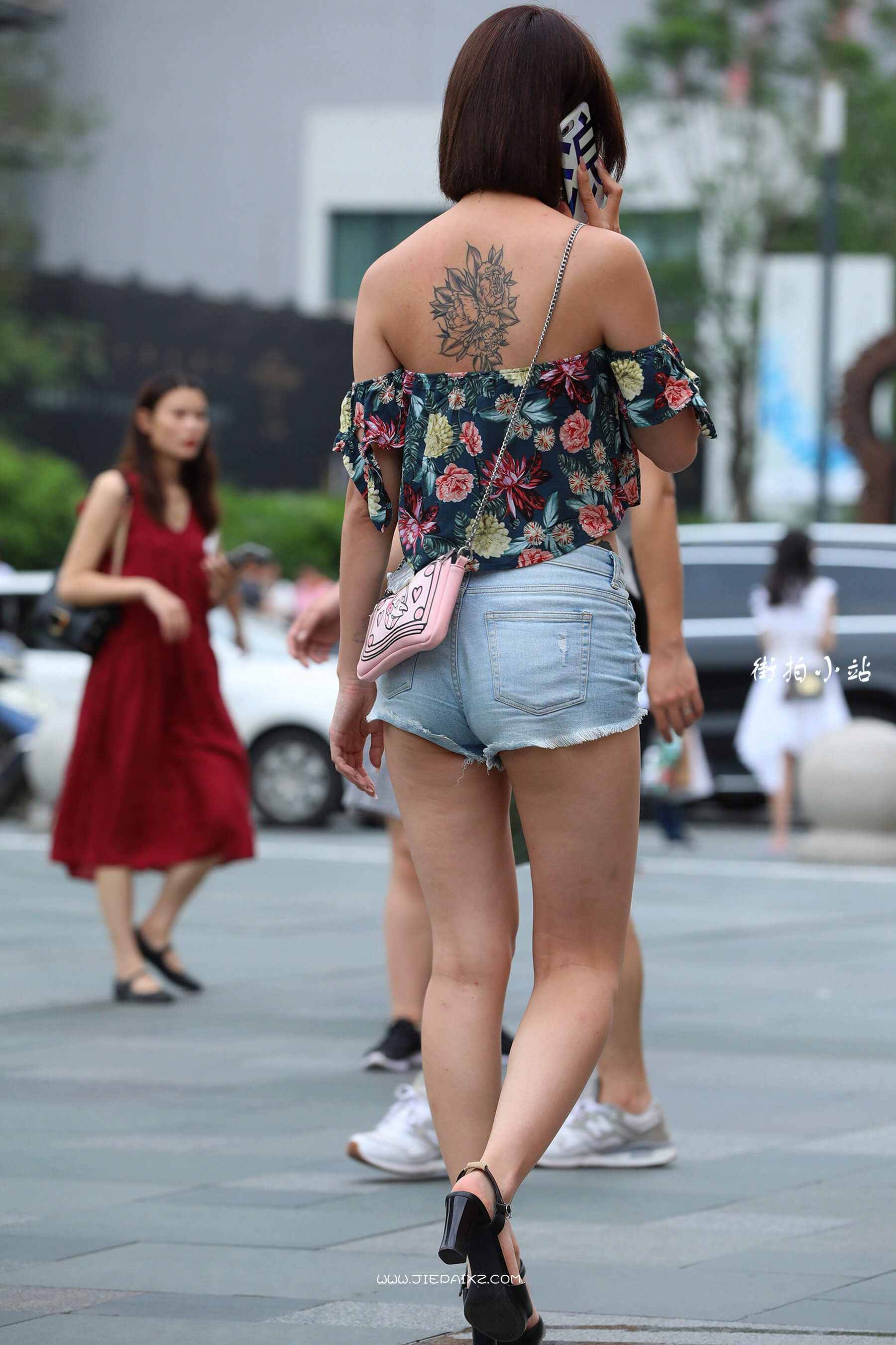 209302suu4yolf54.jpg