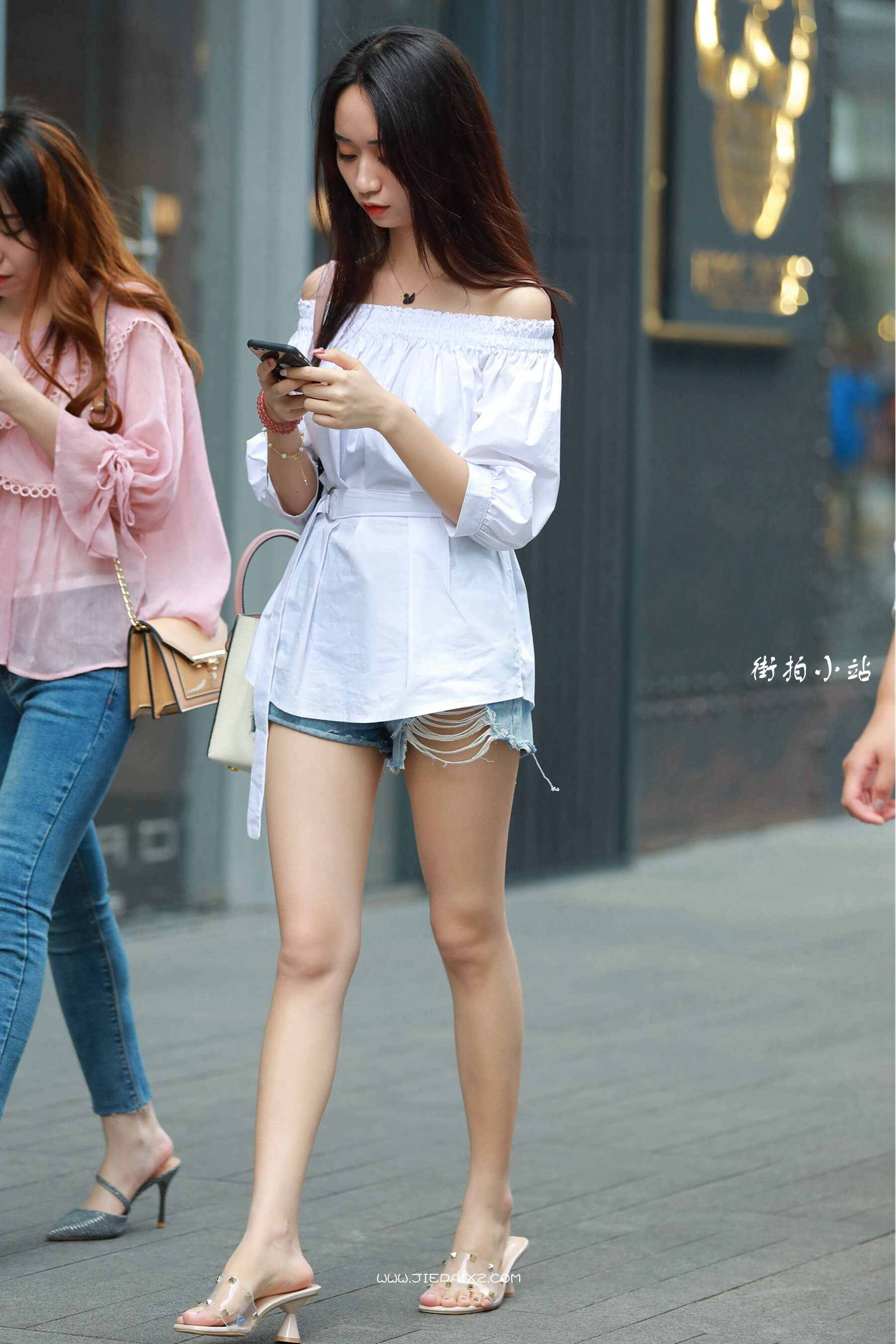 20860cy2nlk0g3md.jpg