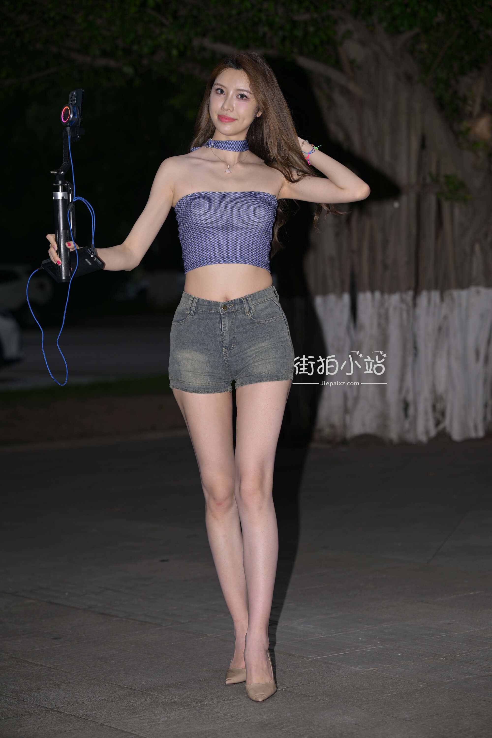 324750frsw5m1q04.jpg