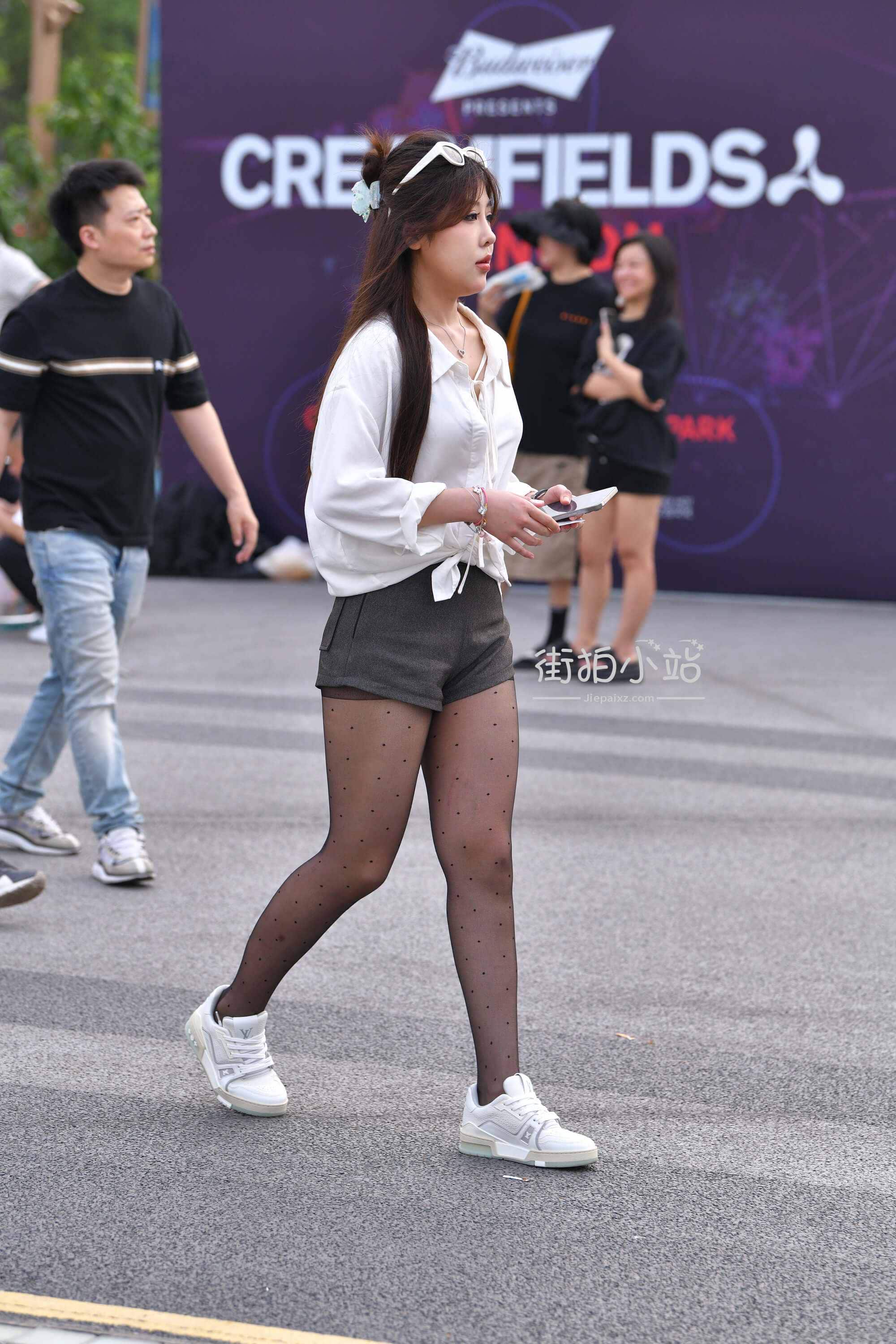 32468kob5jnhpioy.jpg