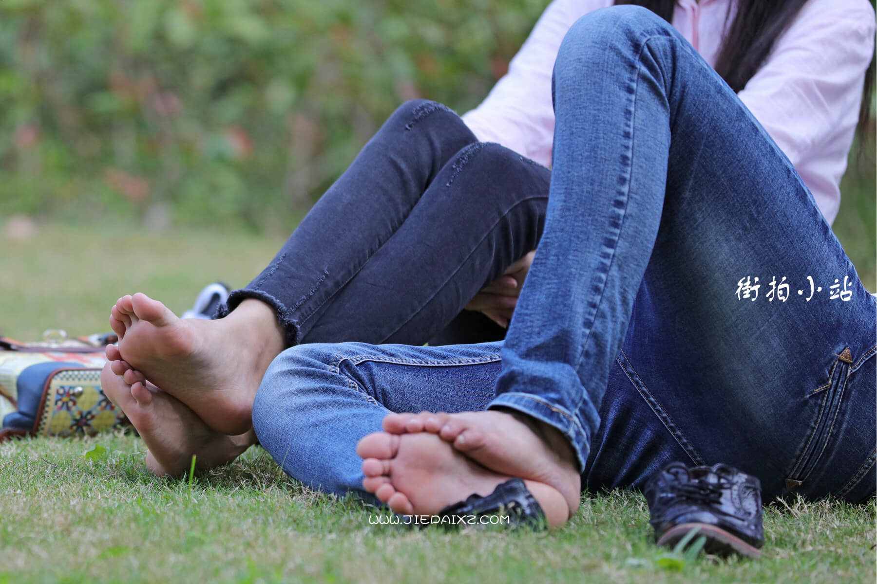 1431033neual1btn.jpg