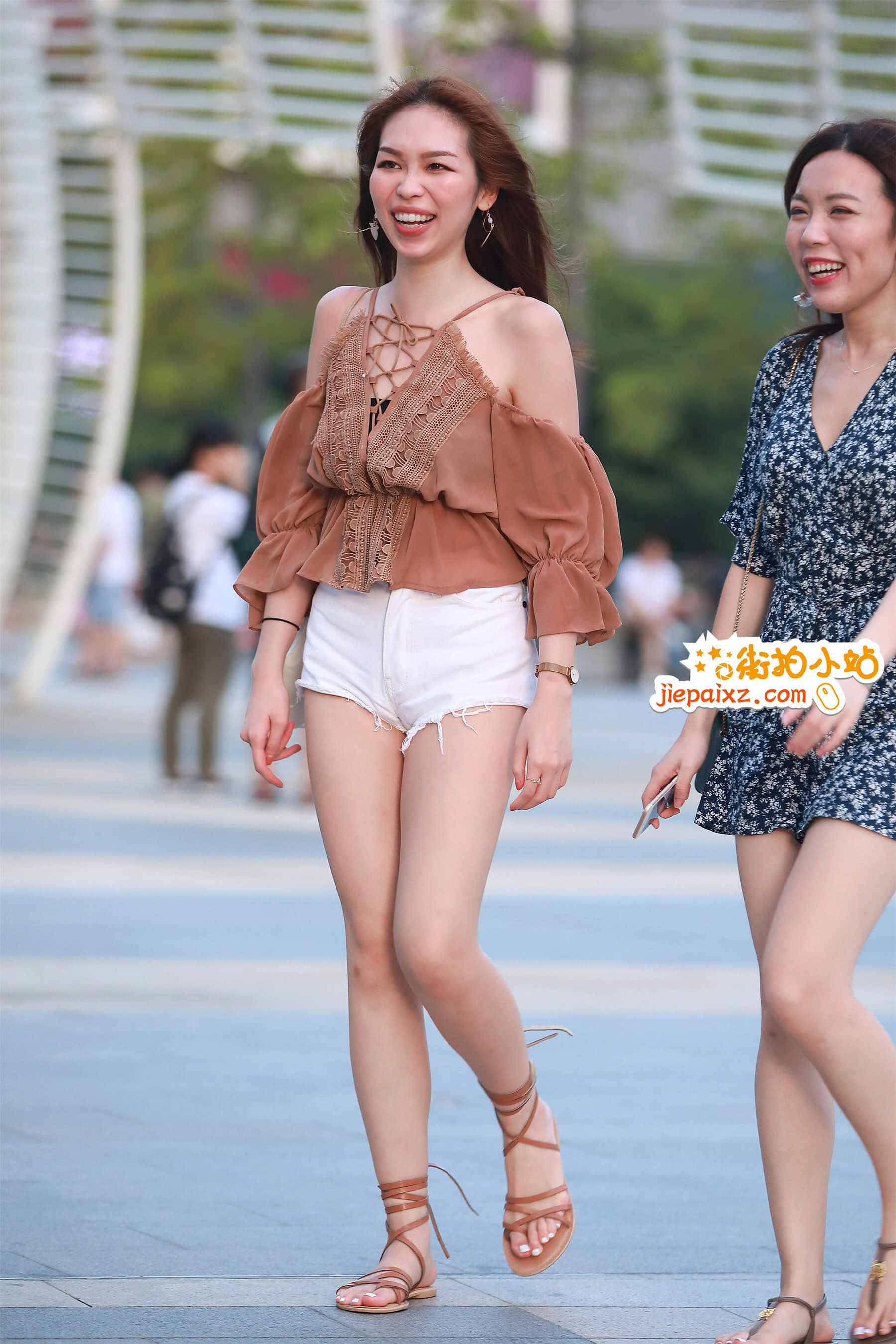 21083smzh2edg1cq.jpg