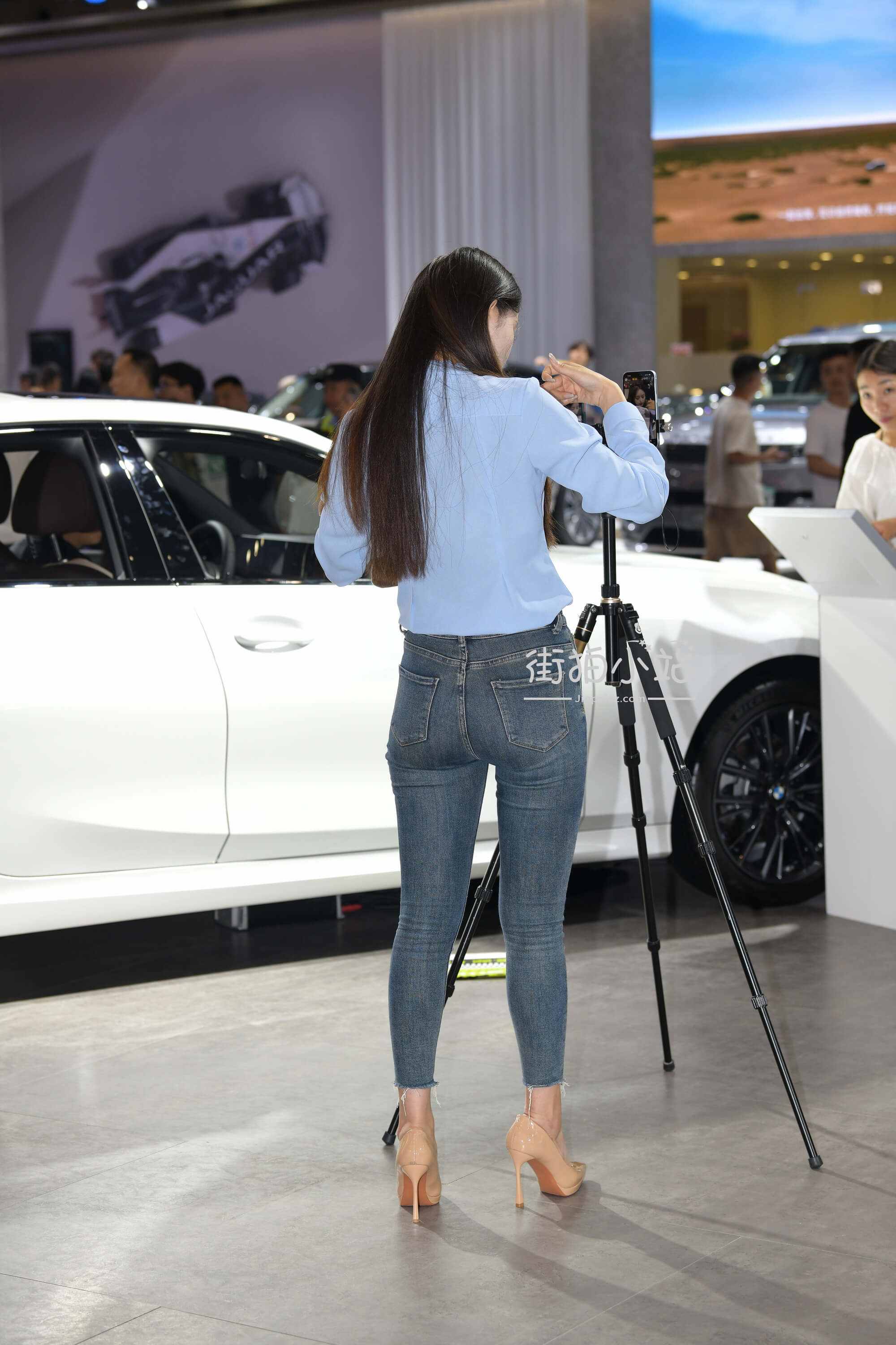 325070ghhlnovyzw.jpg