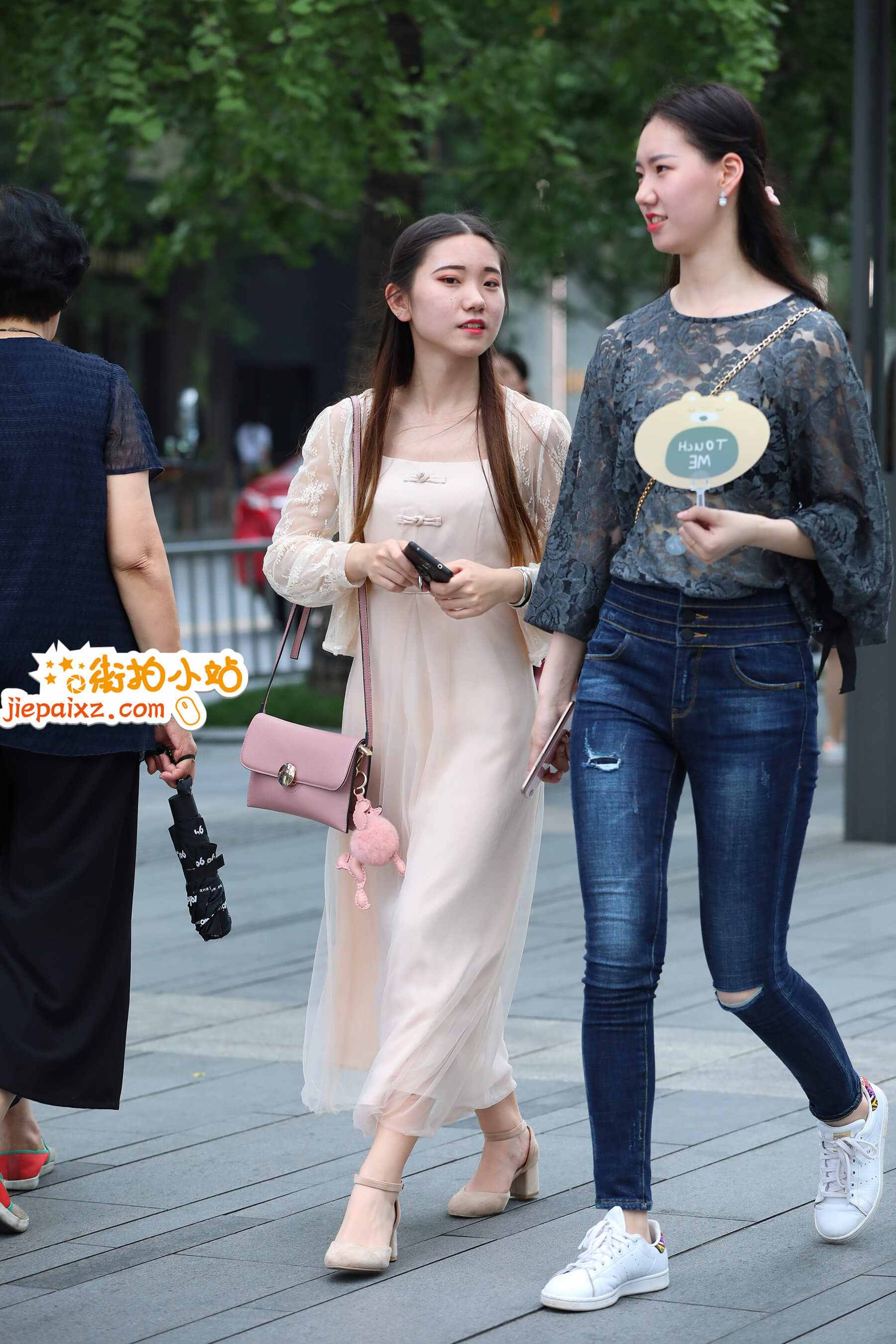 211413zwu3mueiyb.jpg