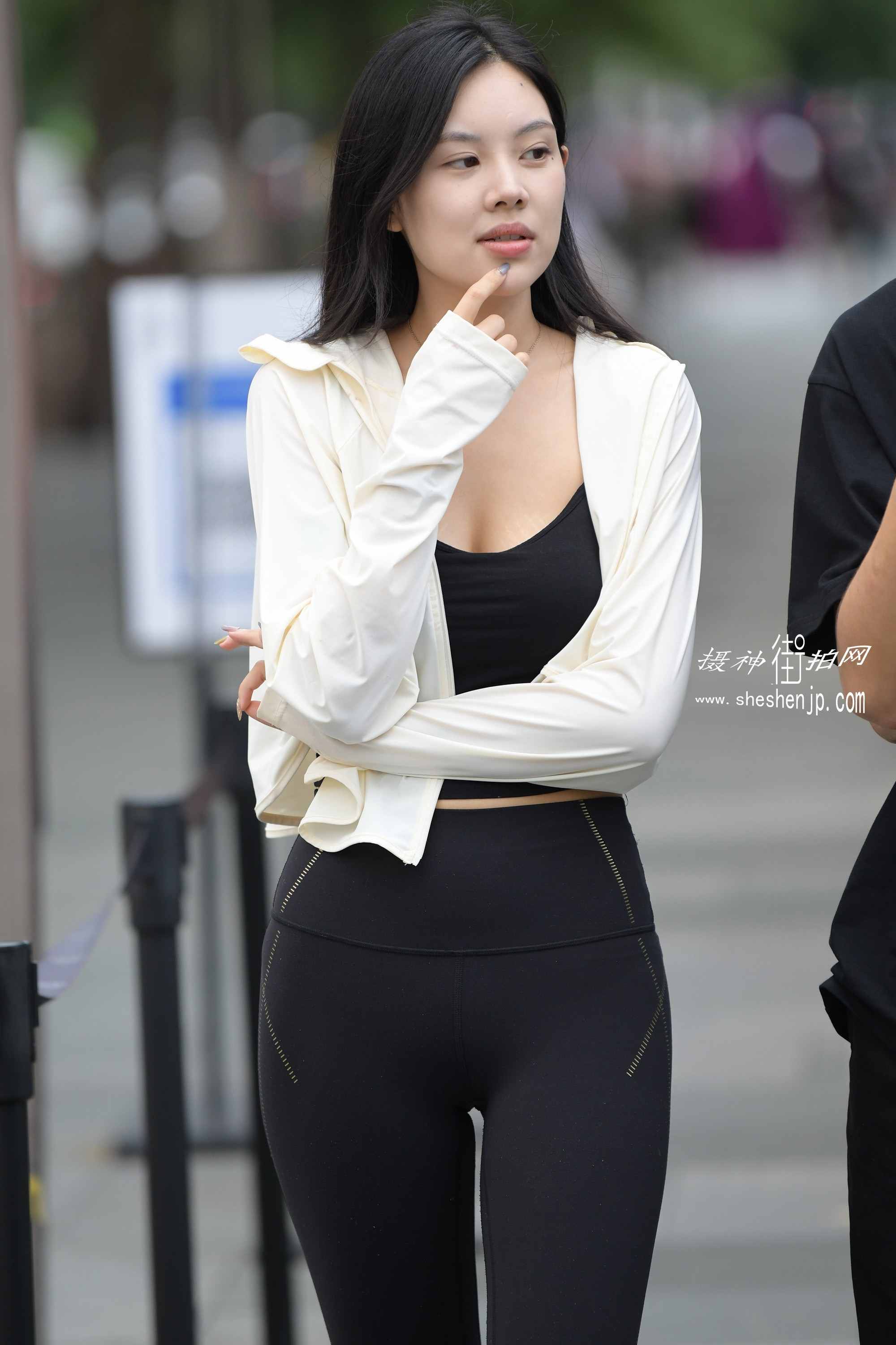 8713-yum1vnay2by.jpg