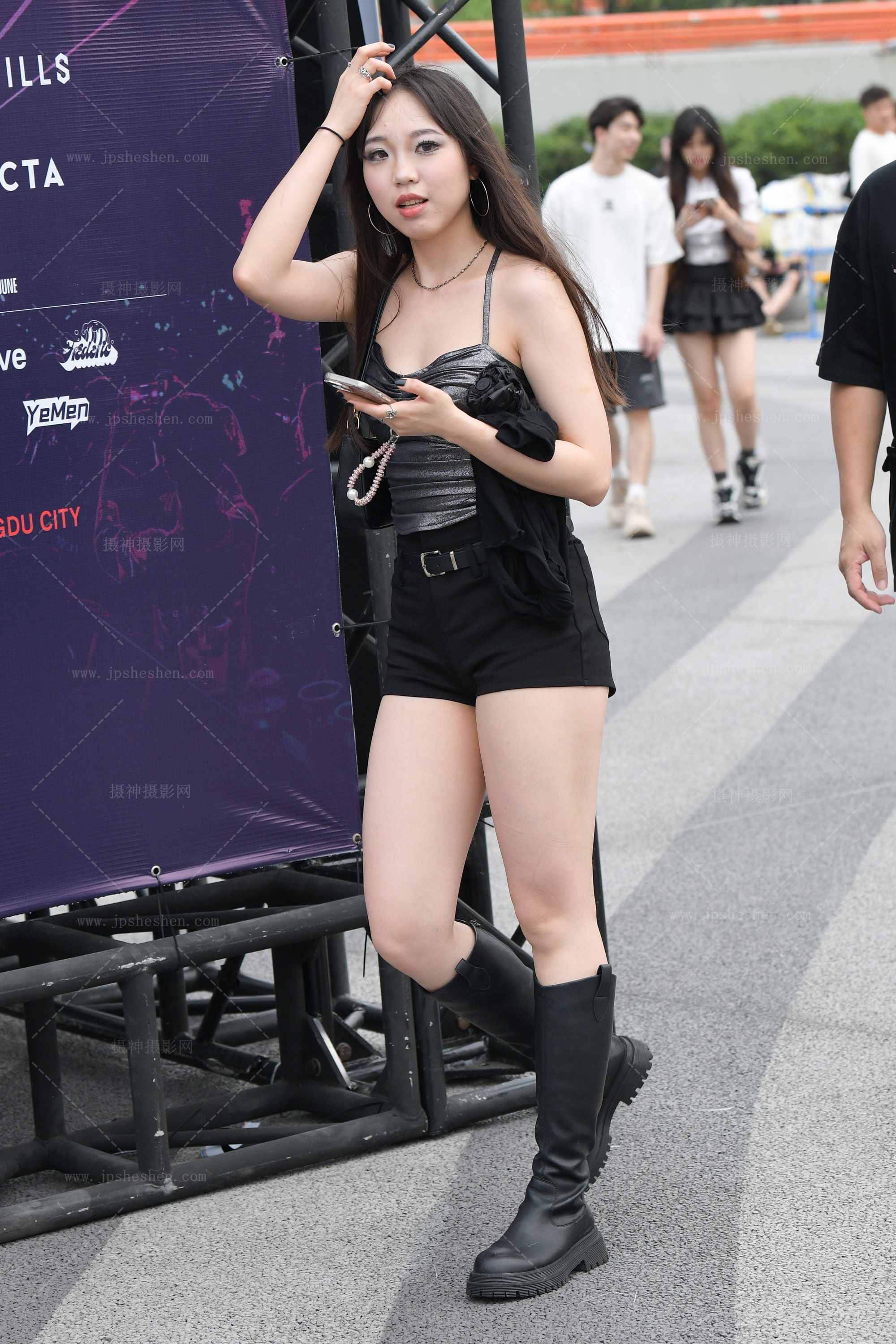 17022-32vlayqfwoc.jpg