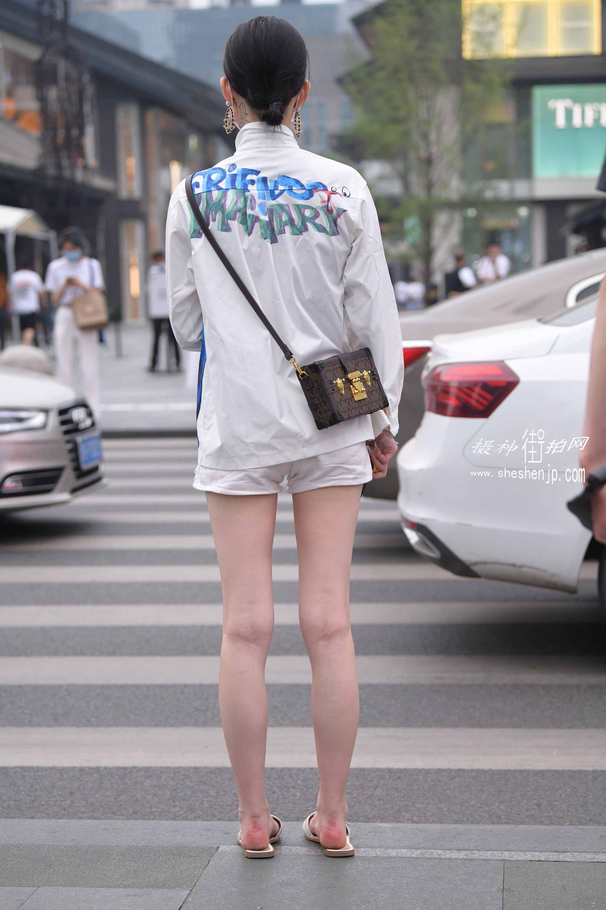 7746-zzj05unemea.jpg