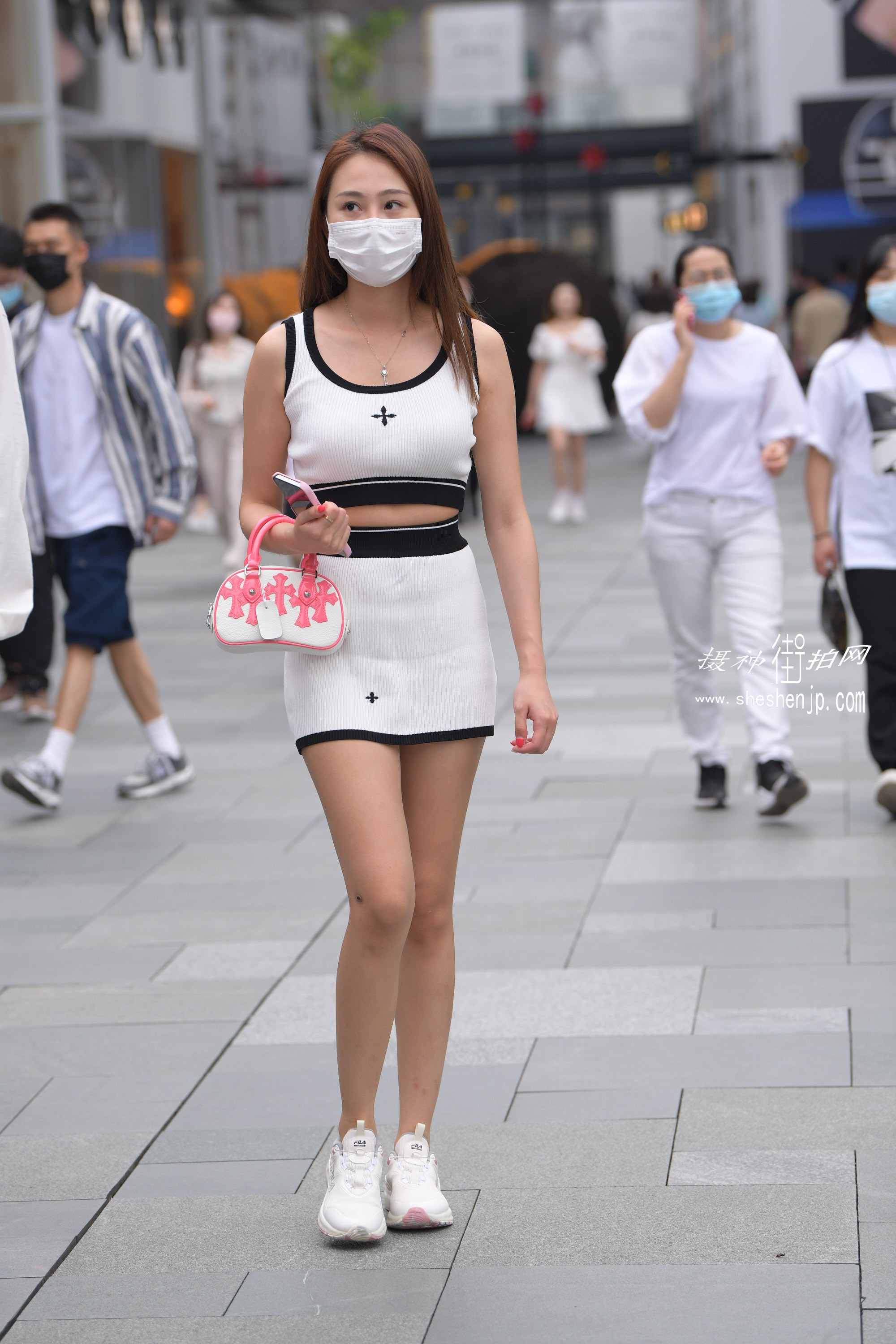 7618-soomqgbmubw.jpg